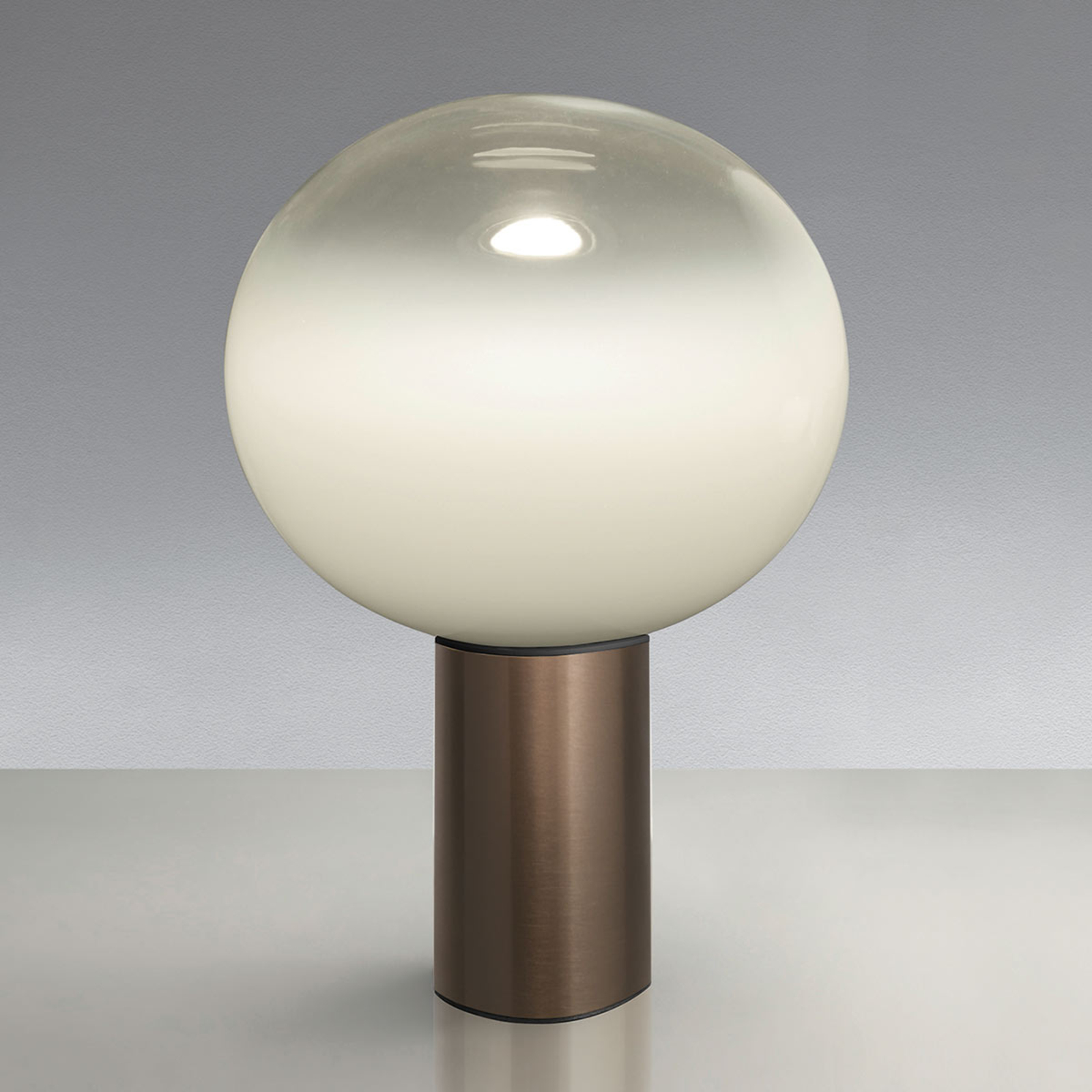 Artemide Laguna 26 table lamp