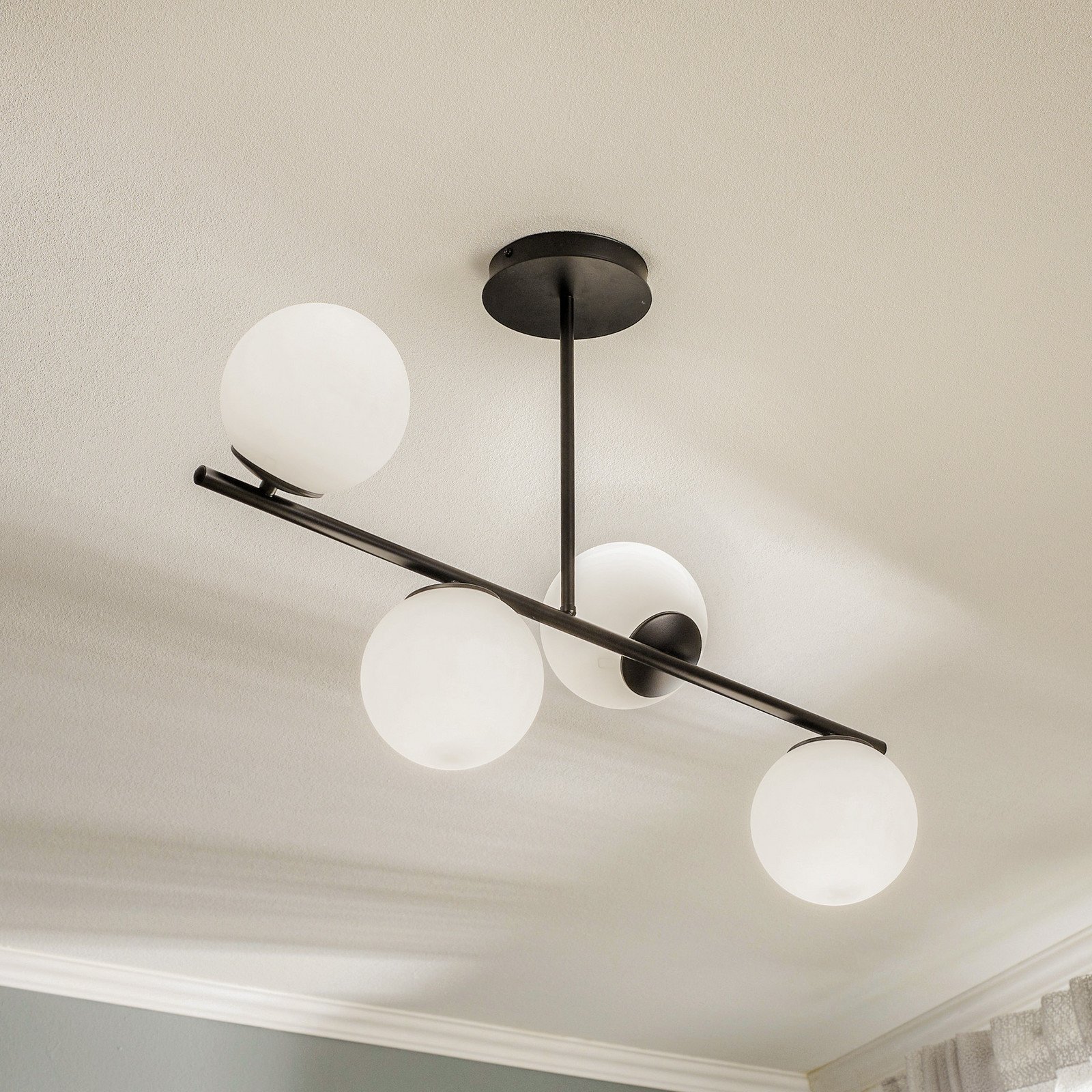 EMIBIG LIGHTING Plafonieră Kabo 1 braț negru 4 becuri - Camera de zi / sufragerie - Modern - negru alb opal - Sticlă