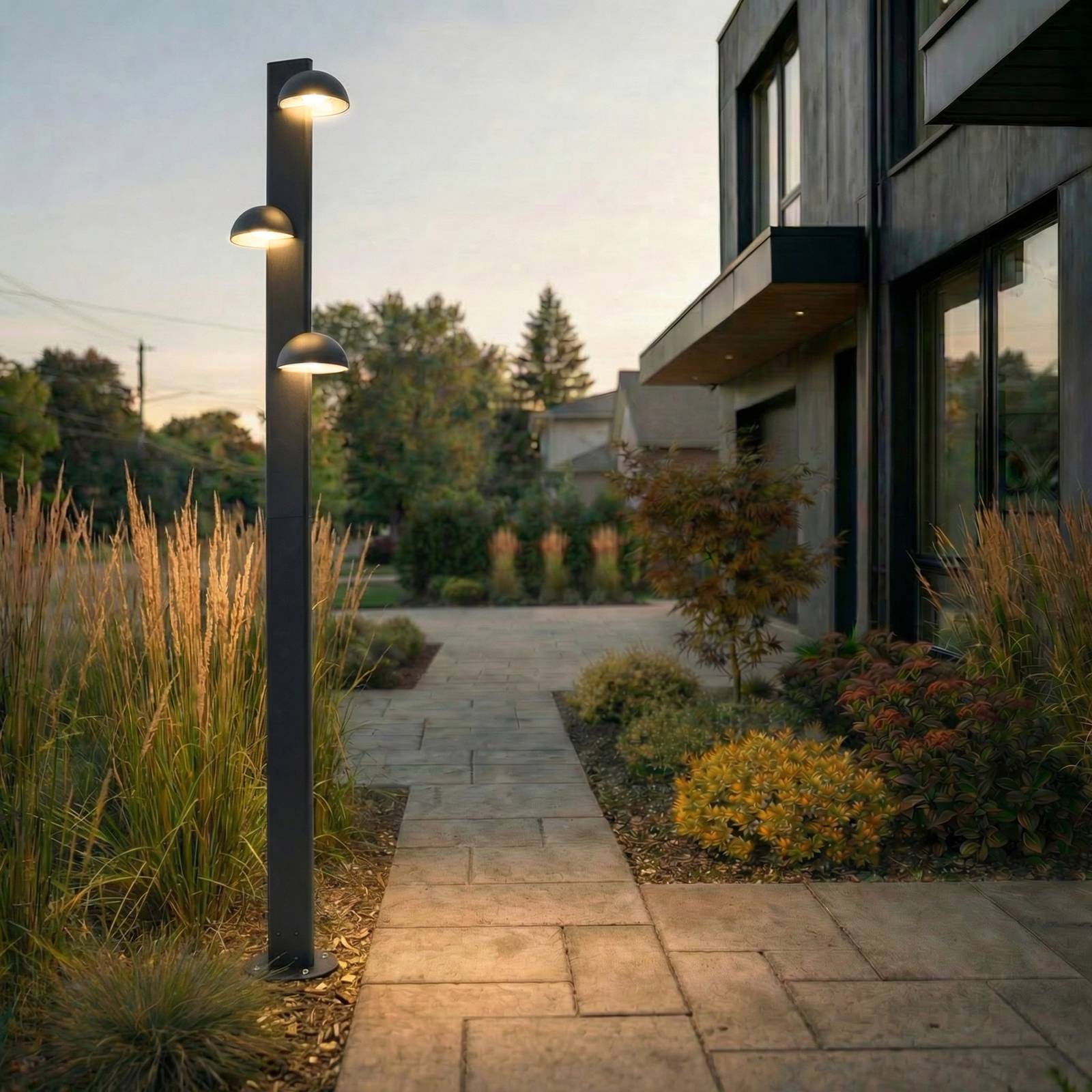 Luminaire d'extérieur LED Lucande Velira, noir, 220 cm, à 3 lampes