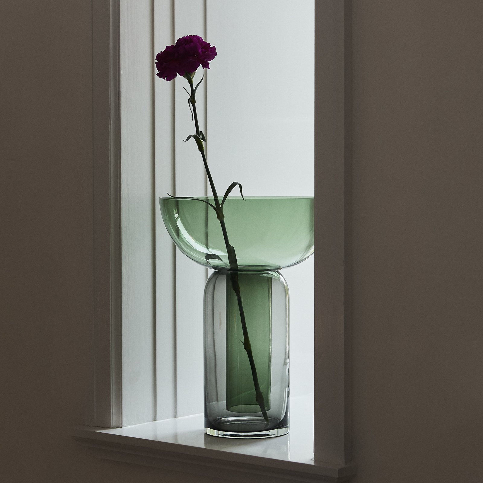 Torus Vase Ø25 Schwarz/Forest - AYTM