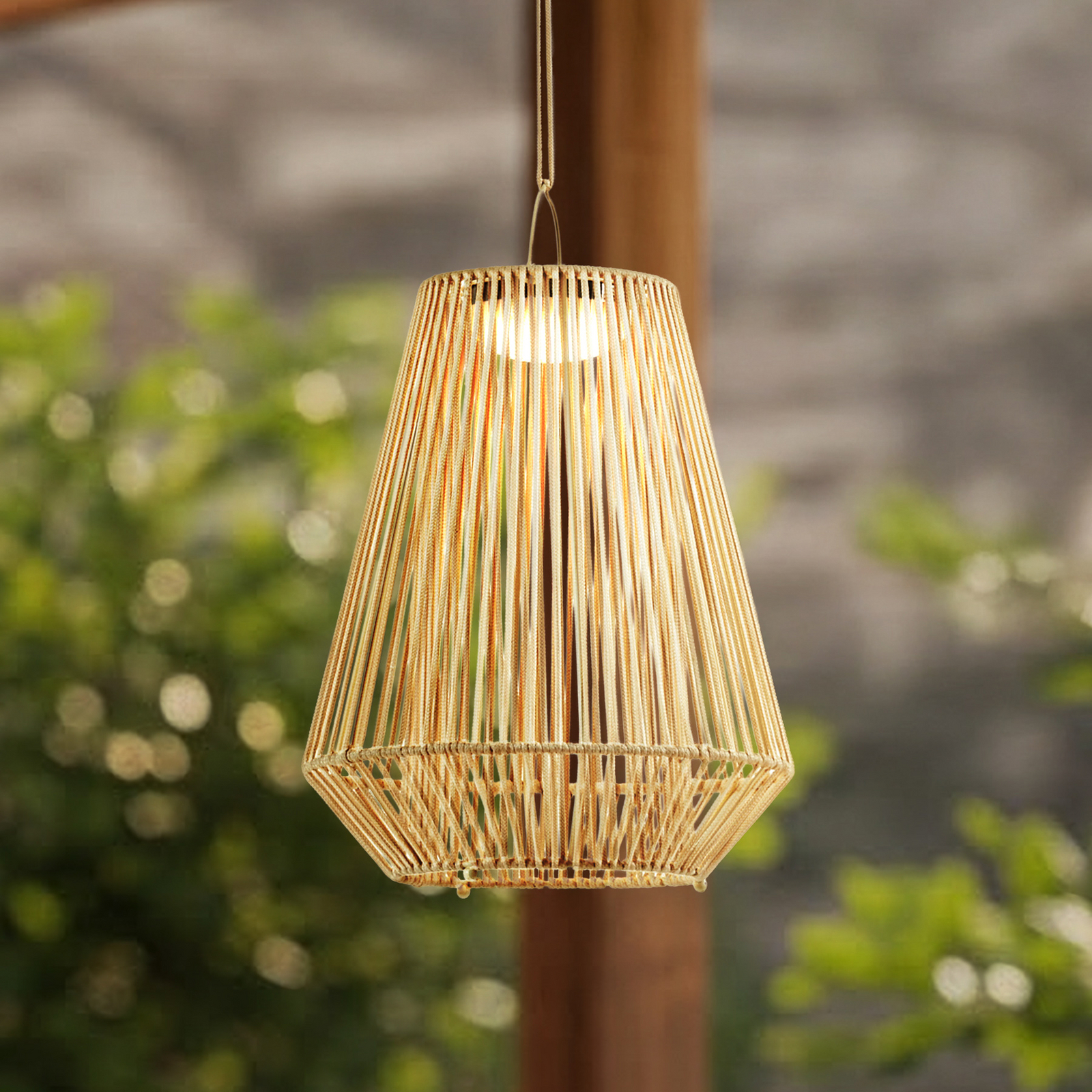 Lindby LED-Solarhängelampe Austas, beige, Ø 32 cm, USB, IP54 Lindby LED-Solarhängelampe Austas, beige, Ø 32 cm, USB, IP54