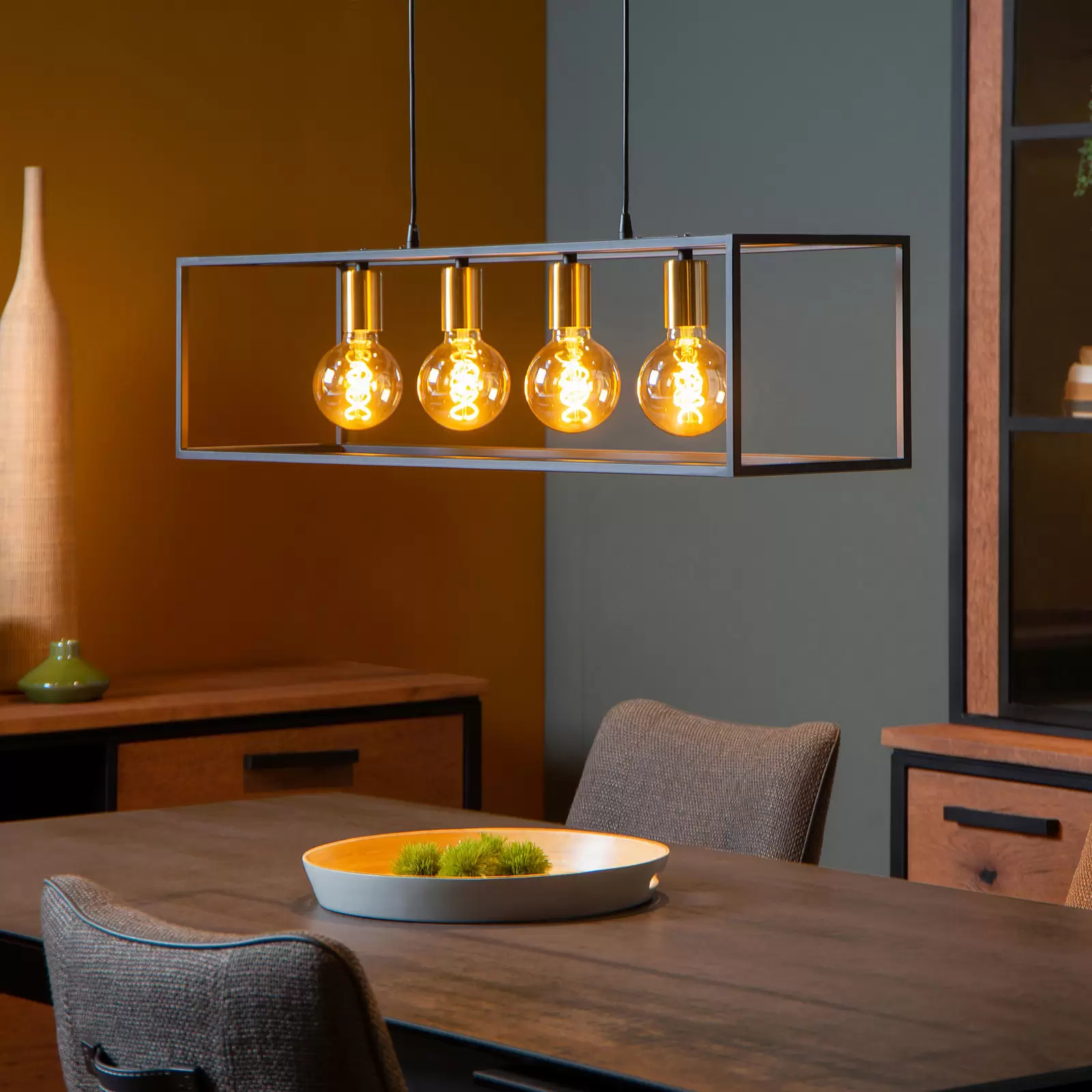 Ruben pendant light with frame 4 bulb Lights