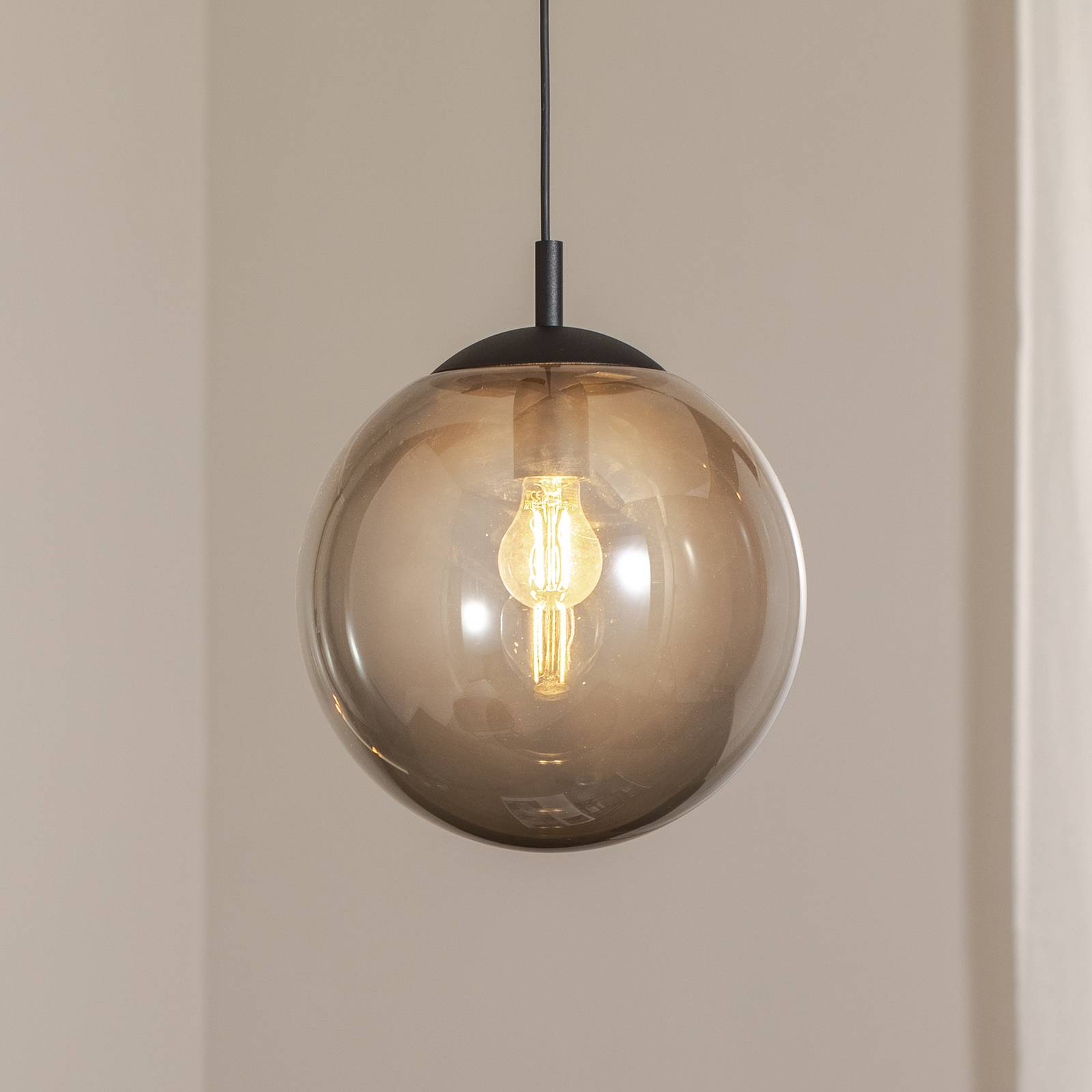Hängeleuchte Esme, Ø 30 cm, rauchgrau, Glas, Kugel, E27 günstig online kaufen