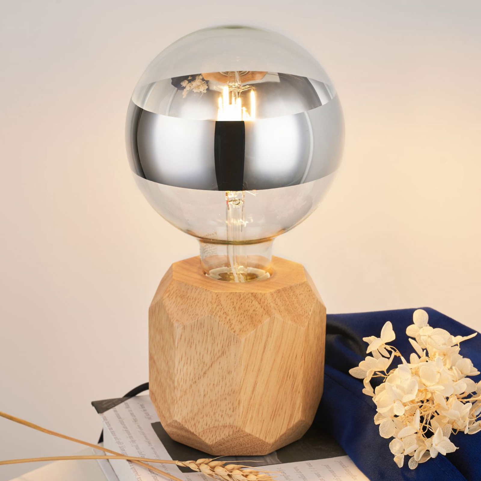 Pauleen Woody Sparkle lámpara de mesa madera clara