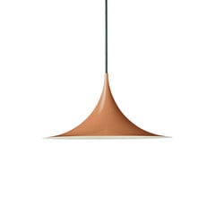 Lámpara colgante Semi de Gubi, Ø 30 cm, óxido de calabaza marrón brillante