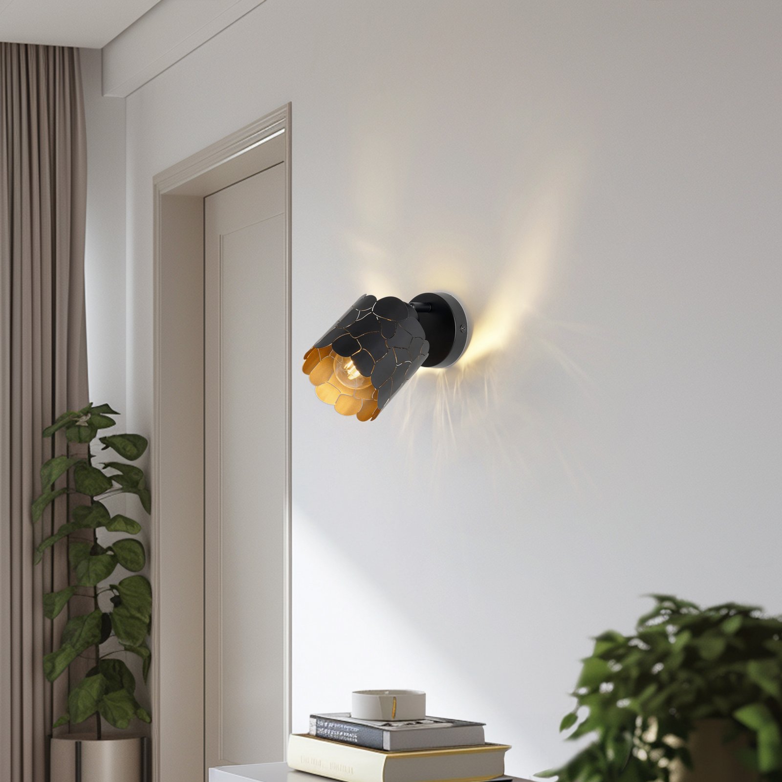 Lindby wandlamp Aralena, zwart/goud, 1-lamp, Ø 12cm