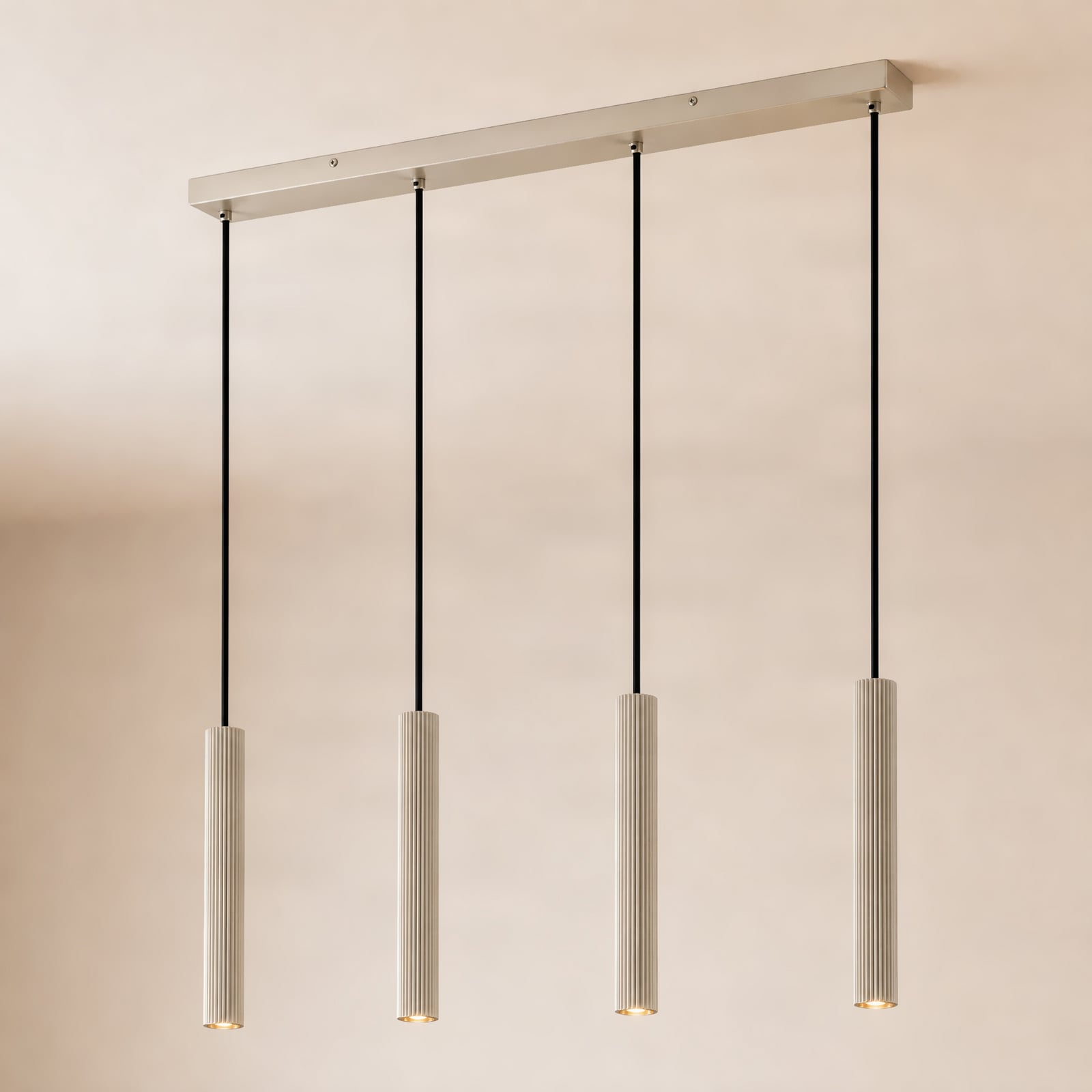 Lindby hanglamp Kardis, 4-lamps, beige, lengte 70 cm