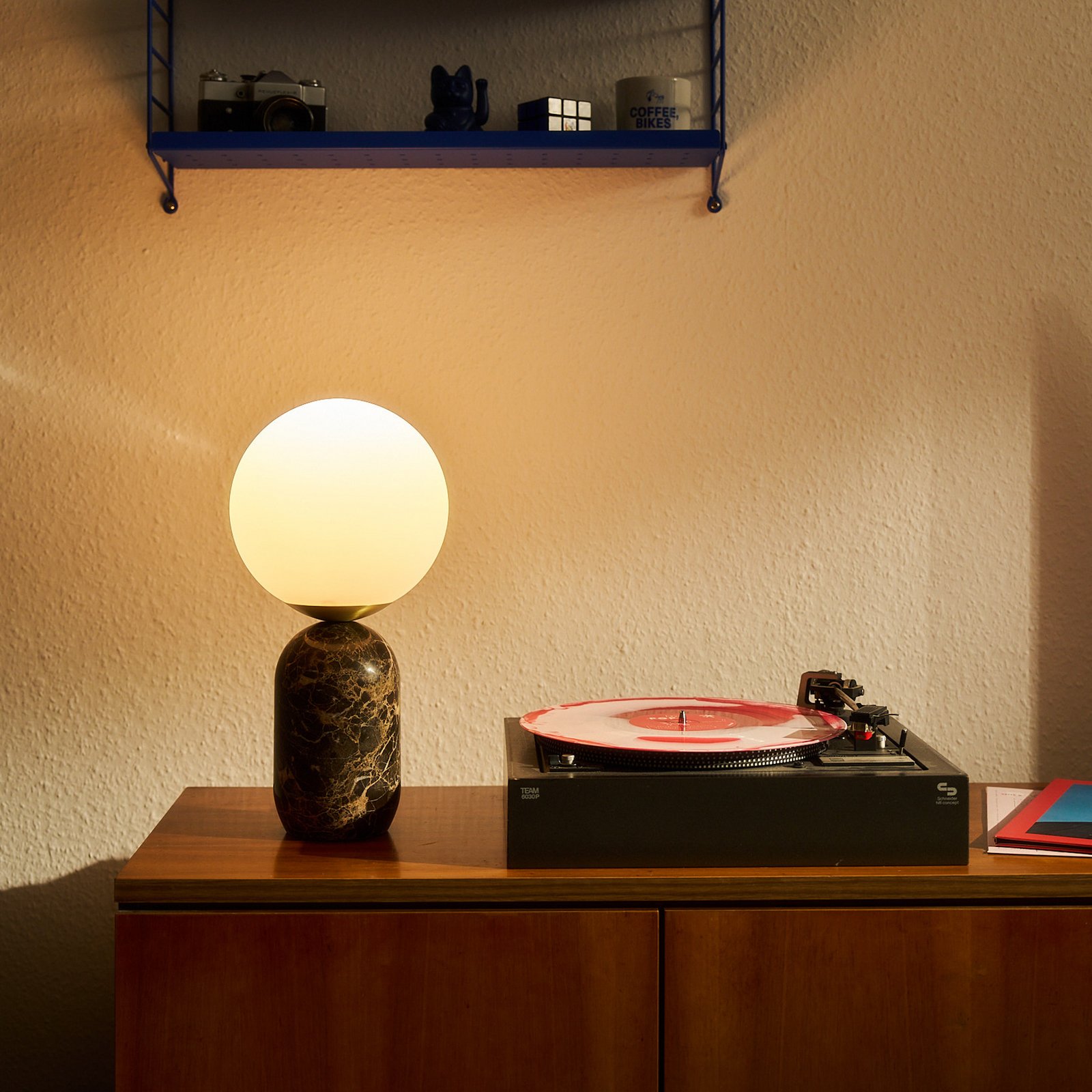 Lindby tafellamp Lennes, bruin, marmer, glas, Ø 20 cm