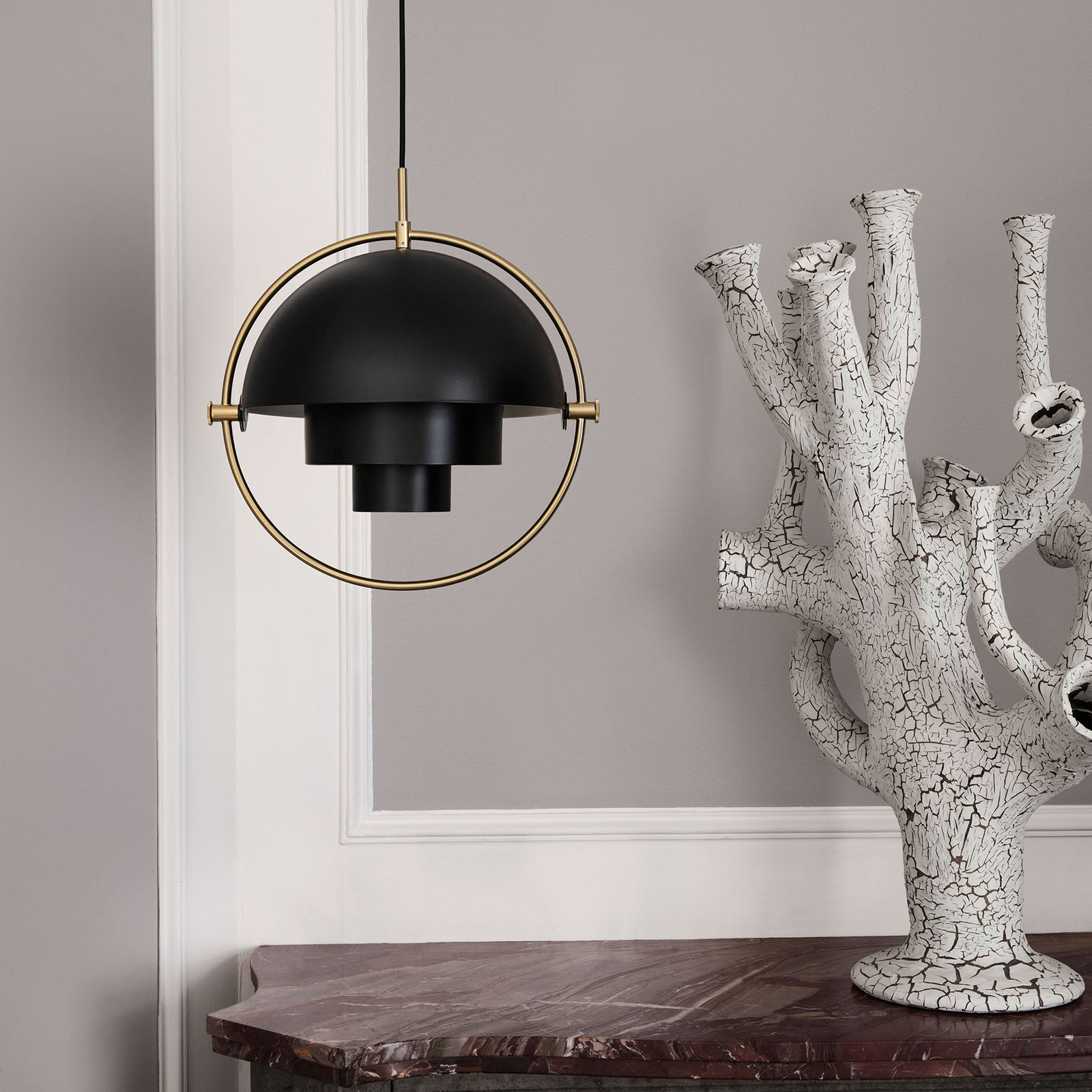 GUBI Hängeleuchte Multi-Lite, Ø 36 cm, Gestell messing