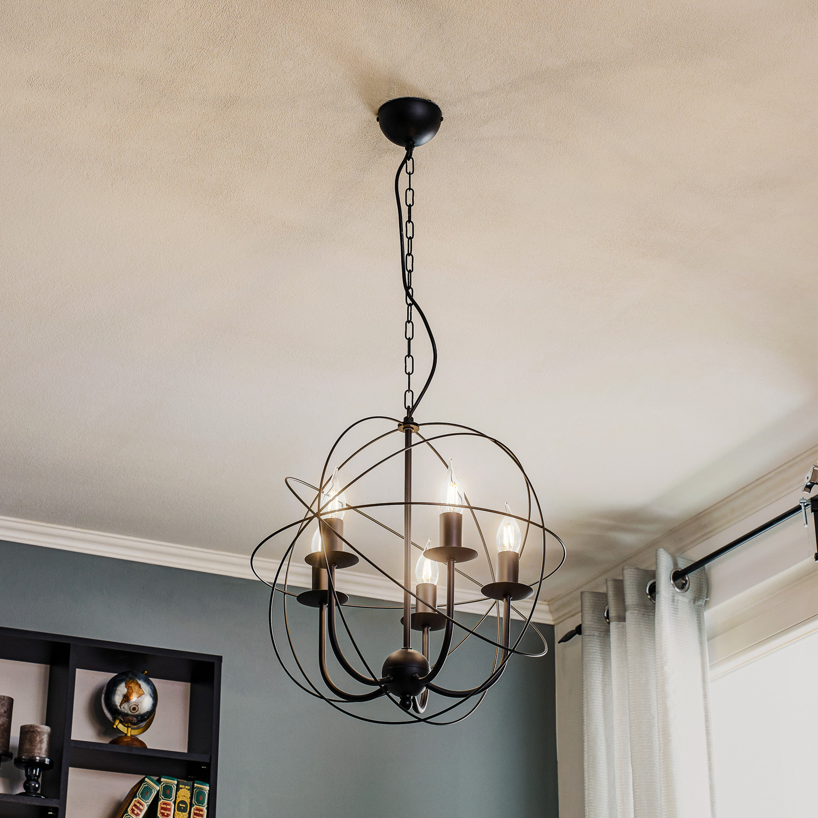 Globe lámpara de araña, 5 luces negro