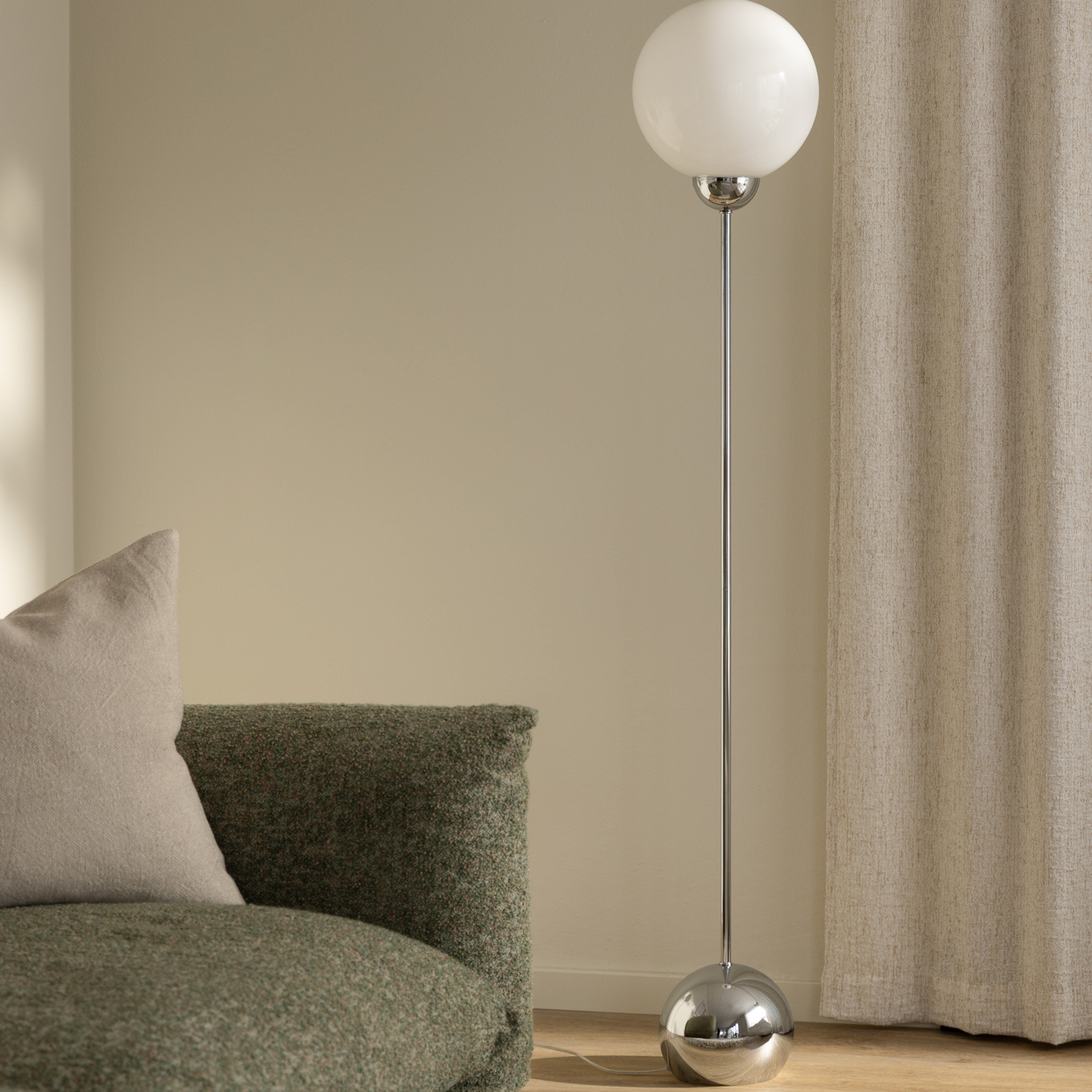 Lampe sur pied Ripley chrome verre 144 cm - Globen Lighting
