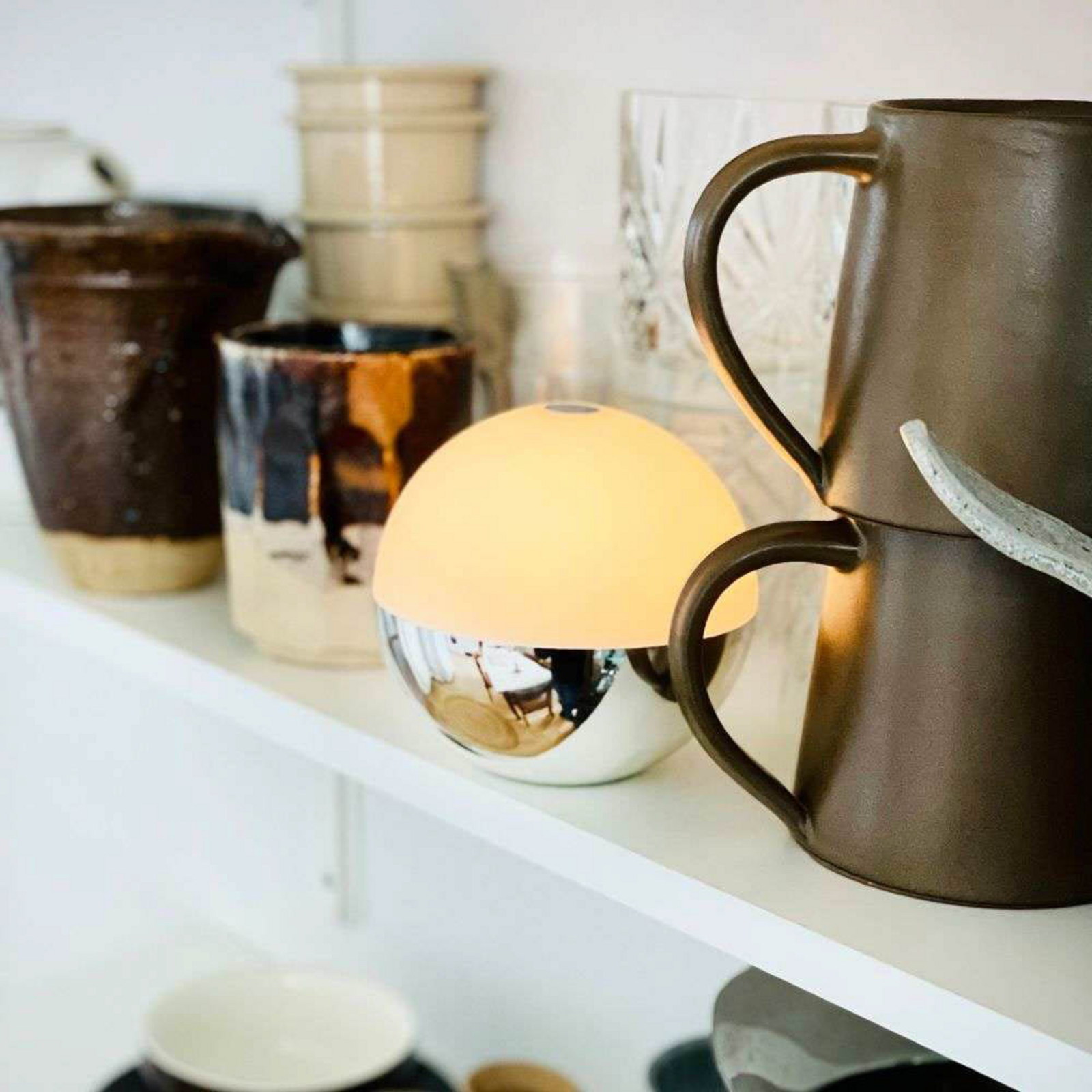 Alba LED-Akku-Tischleuchte chrom dim IP44 - Dyberg Larsen