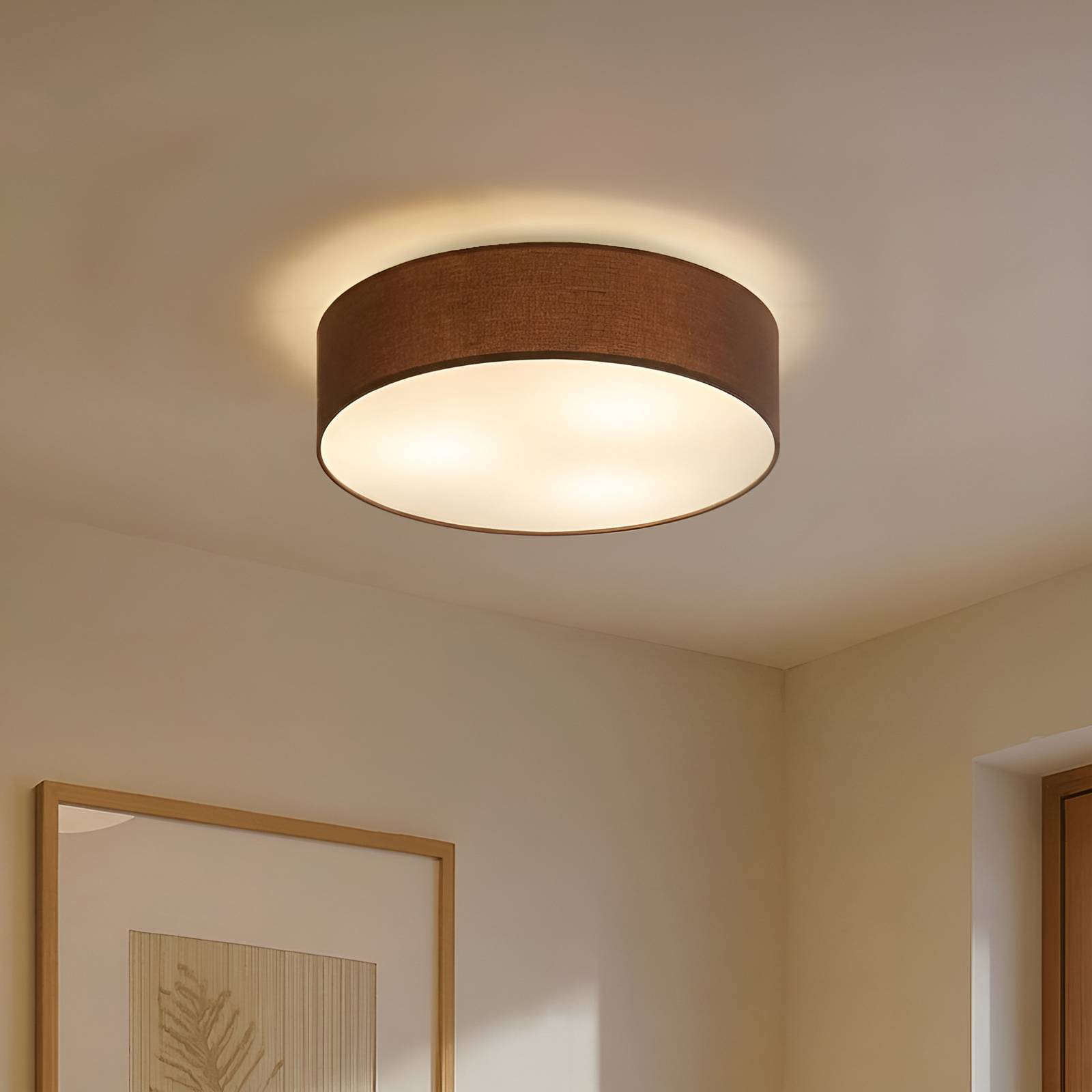 Lindby Deckenleuchte Sebatin, Ø 50 cm, hellbraun, Stoff, E27 günstig online kaufen