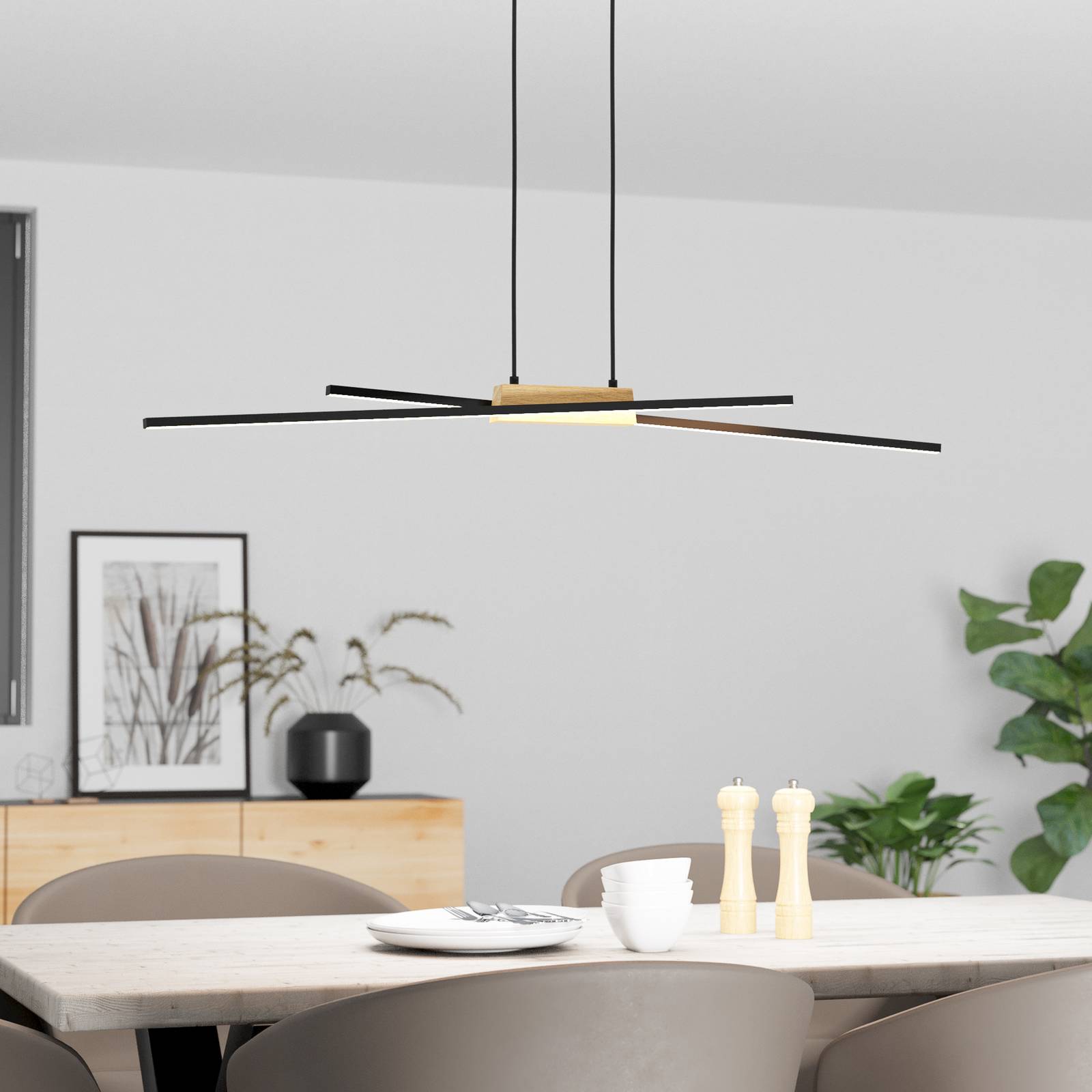 LED-Hängeleuchte Panagria, schwarz mit Holzdetail günstig online kaufen