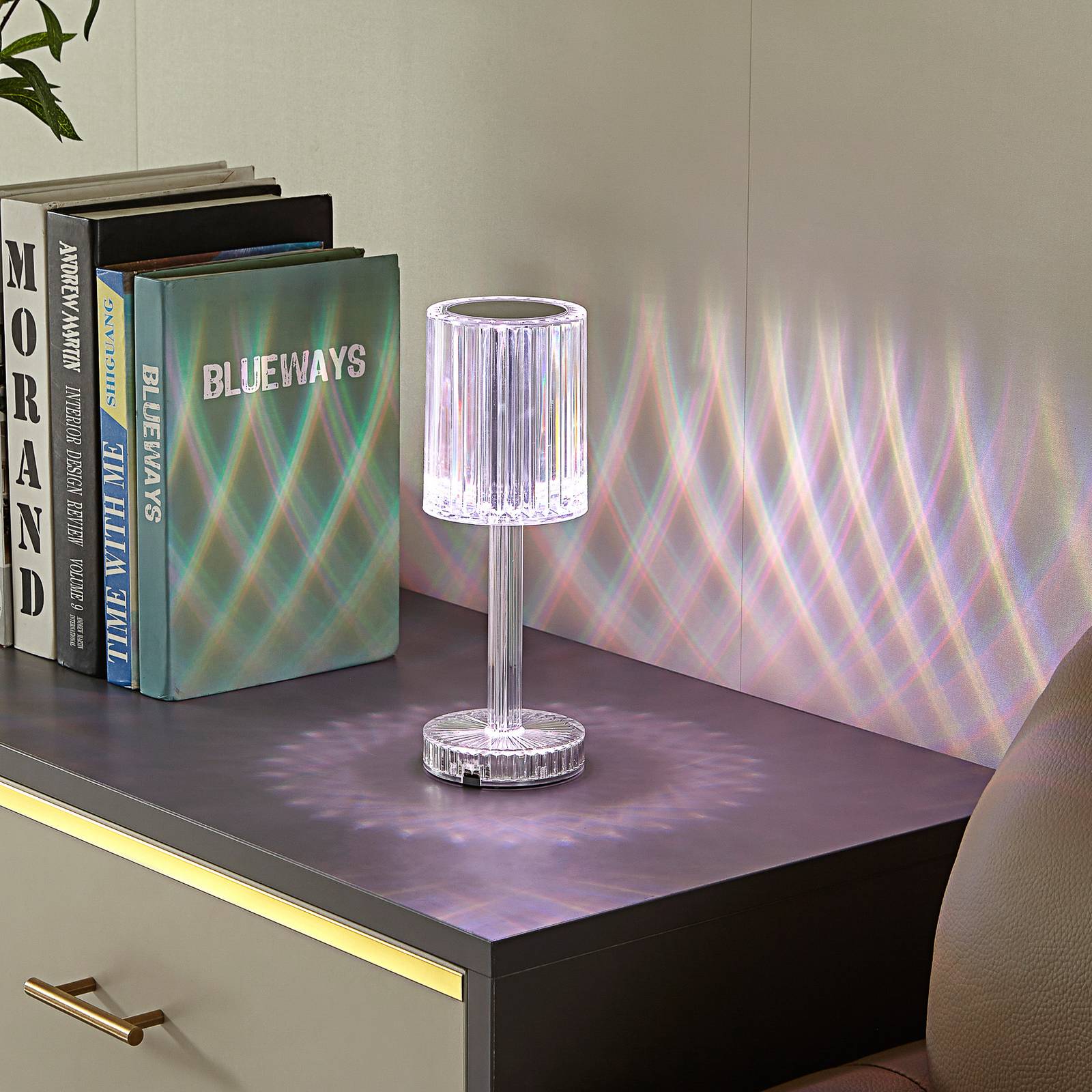 Lindby Lindby LED dobíjecí stolní lampa Louane, 25,7 cm, USB, RGBW