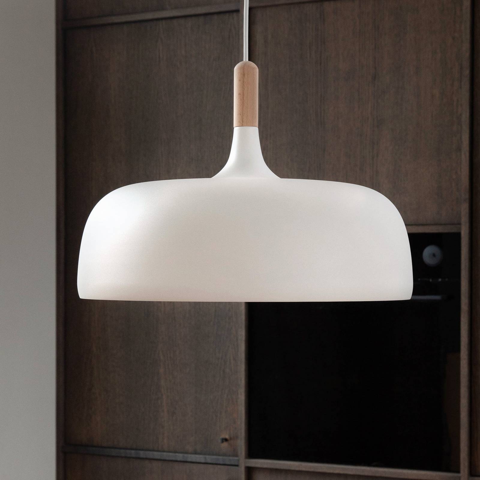 Northern Acorn suspension blanche mate