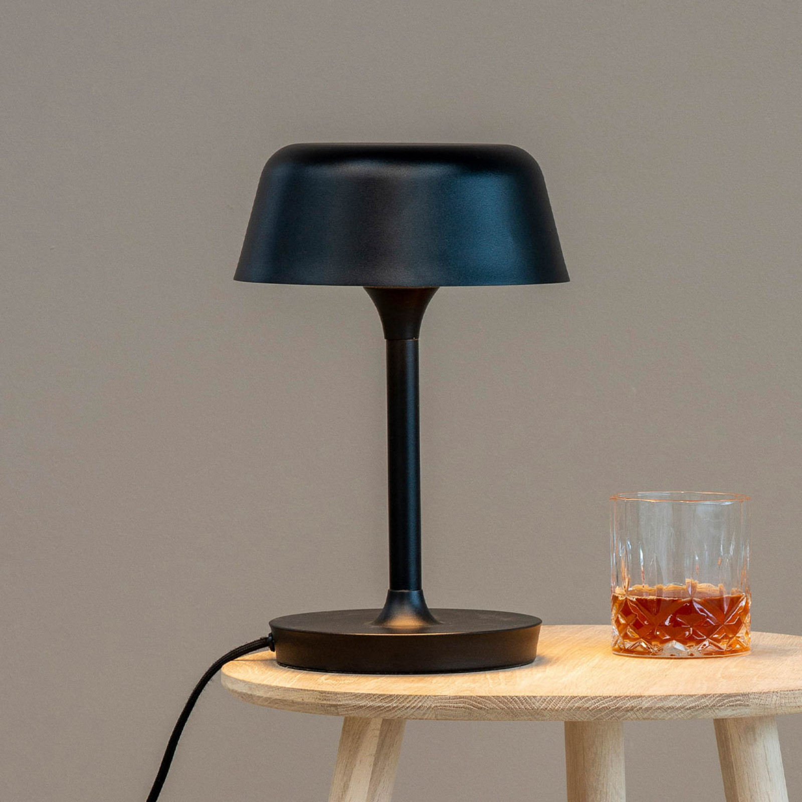 Lampă de masă Dyberg Larsen Valencia negru înălțime 30 cm - Camera de zi / sufragerie - design - Metal