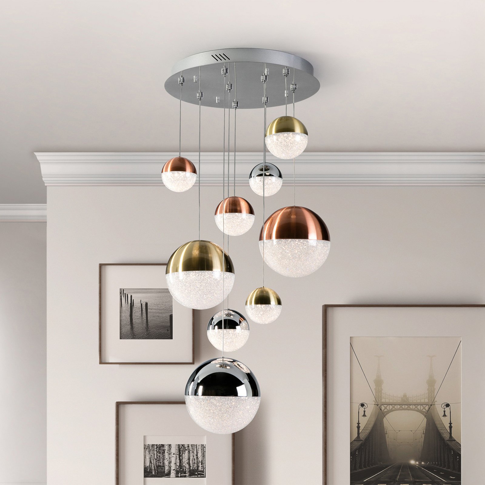 LED viseća svjetiljka Sphere, 9 žarulja, prigušiva, Ø 50 cm, višebojna