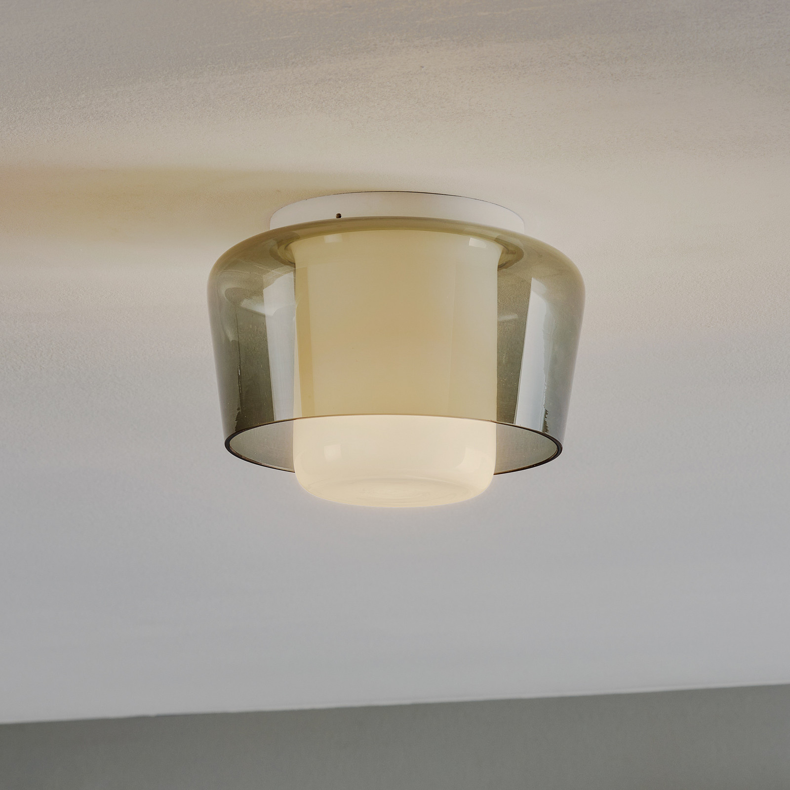 Helestra Canio plafonieră de sticlă gri fumuriu - Camera de zi / sufragerie - modern - alb gri-transparent - Metal