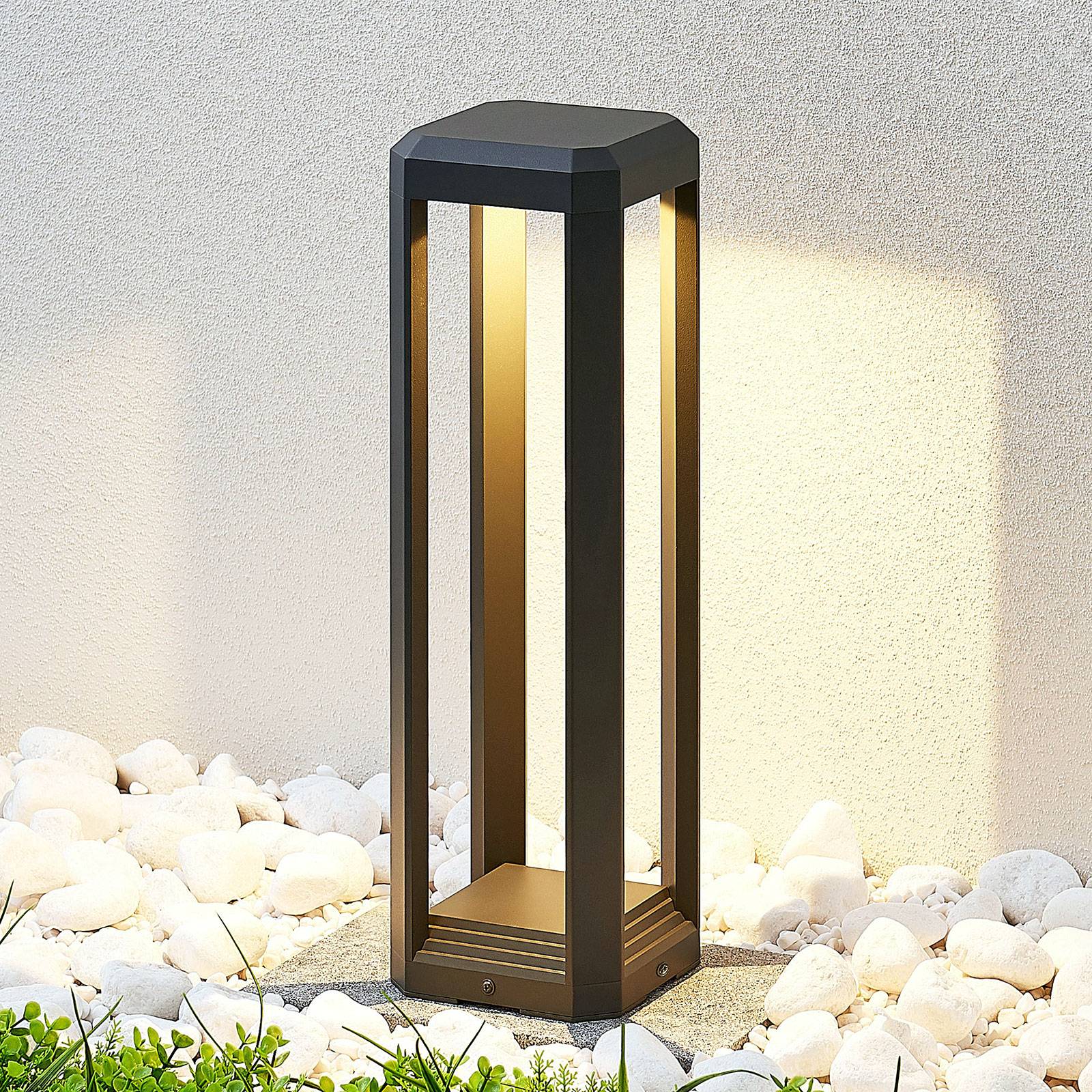 Lucande LED-sockellampa Fery i antracit 50 cm