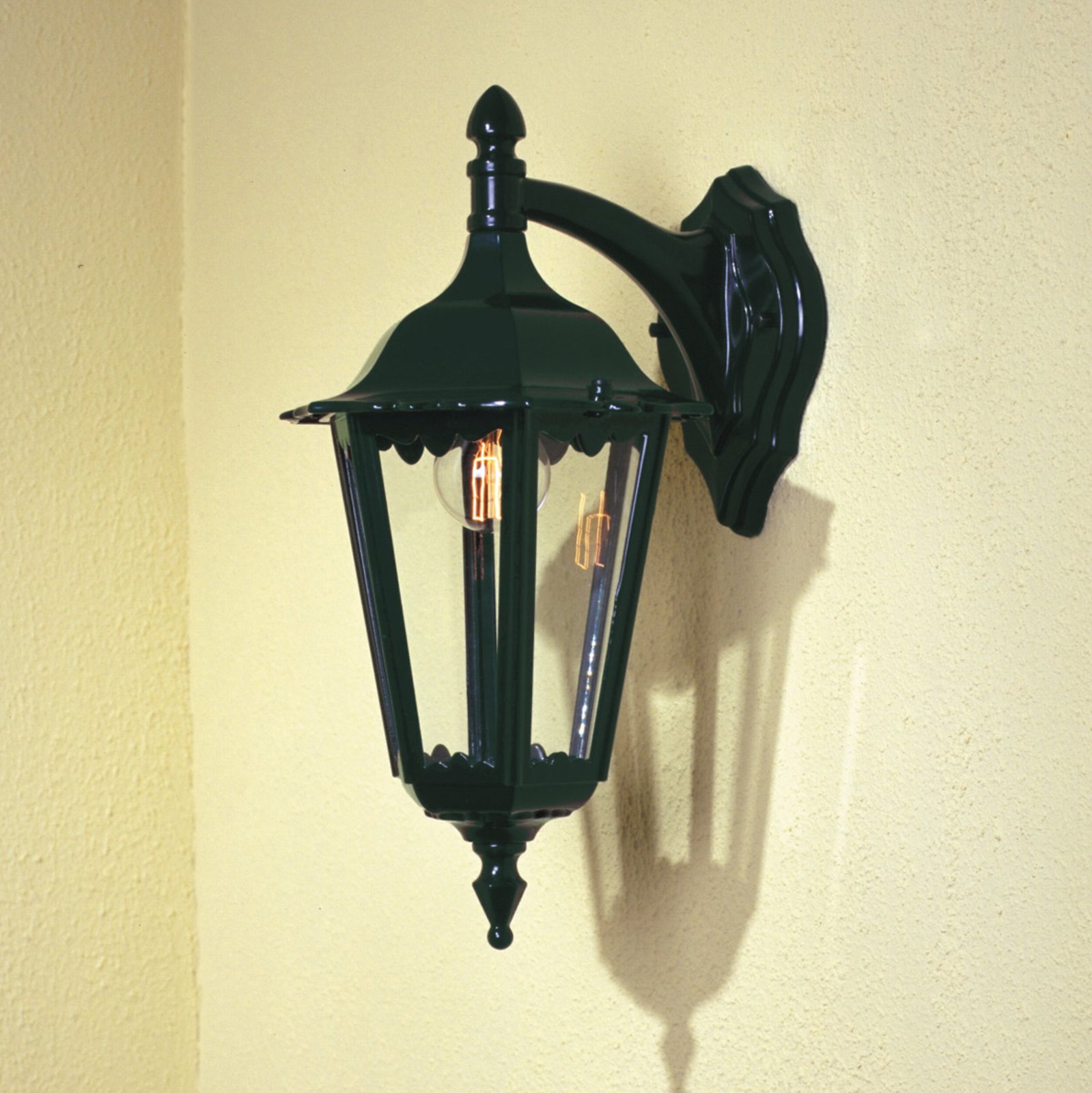 Firenze outdoor wall light, socket at bottom, height 48 cm