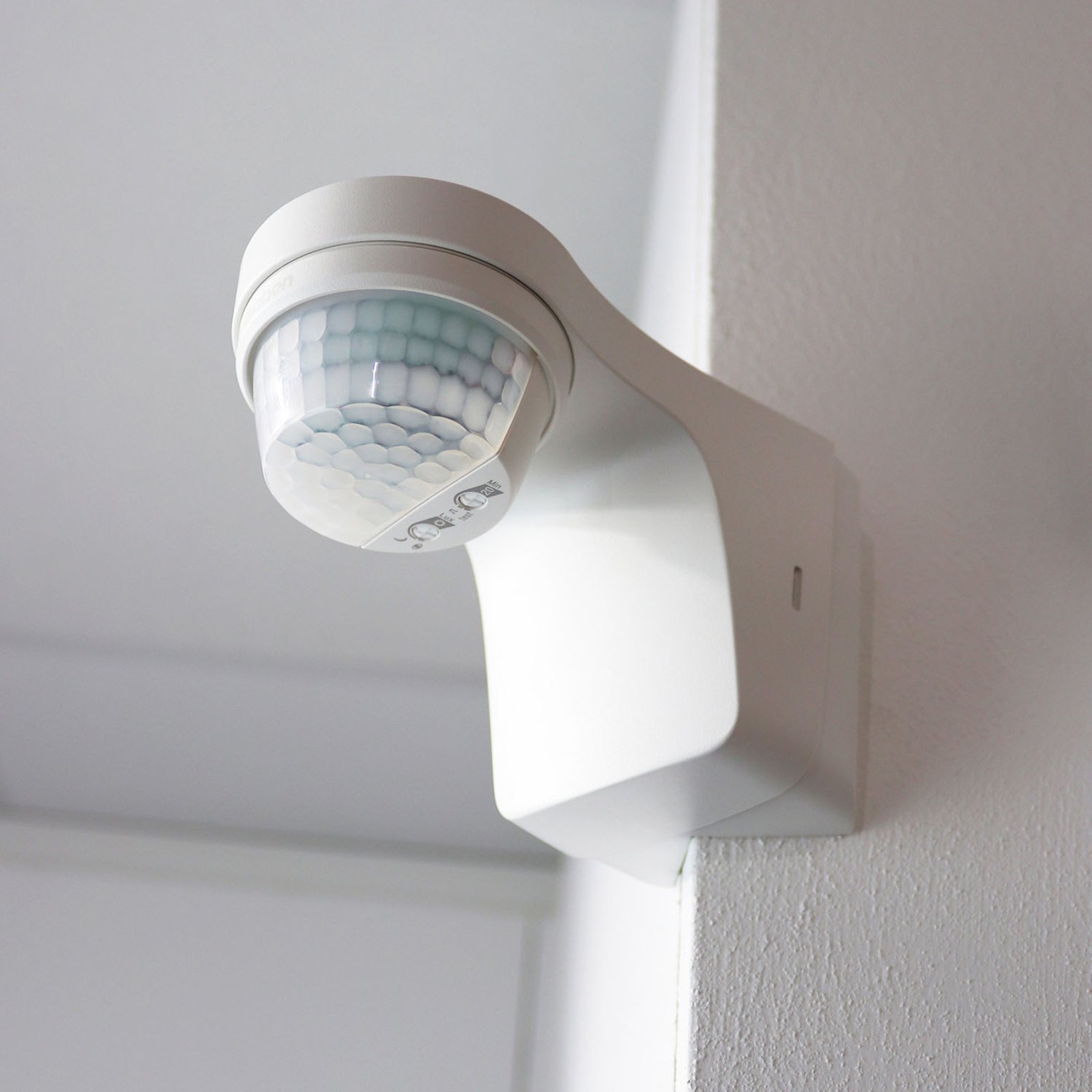 Theben theLuxa S180 PIR motion sensor