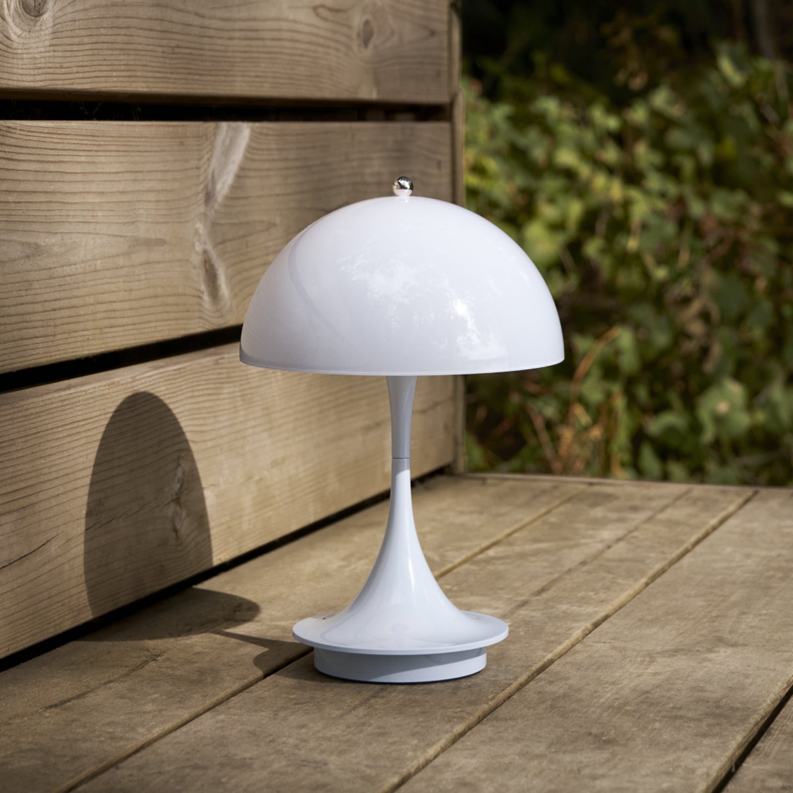 Louis Poulsen Panthella PORTABLE 160 V3, opal lys blå