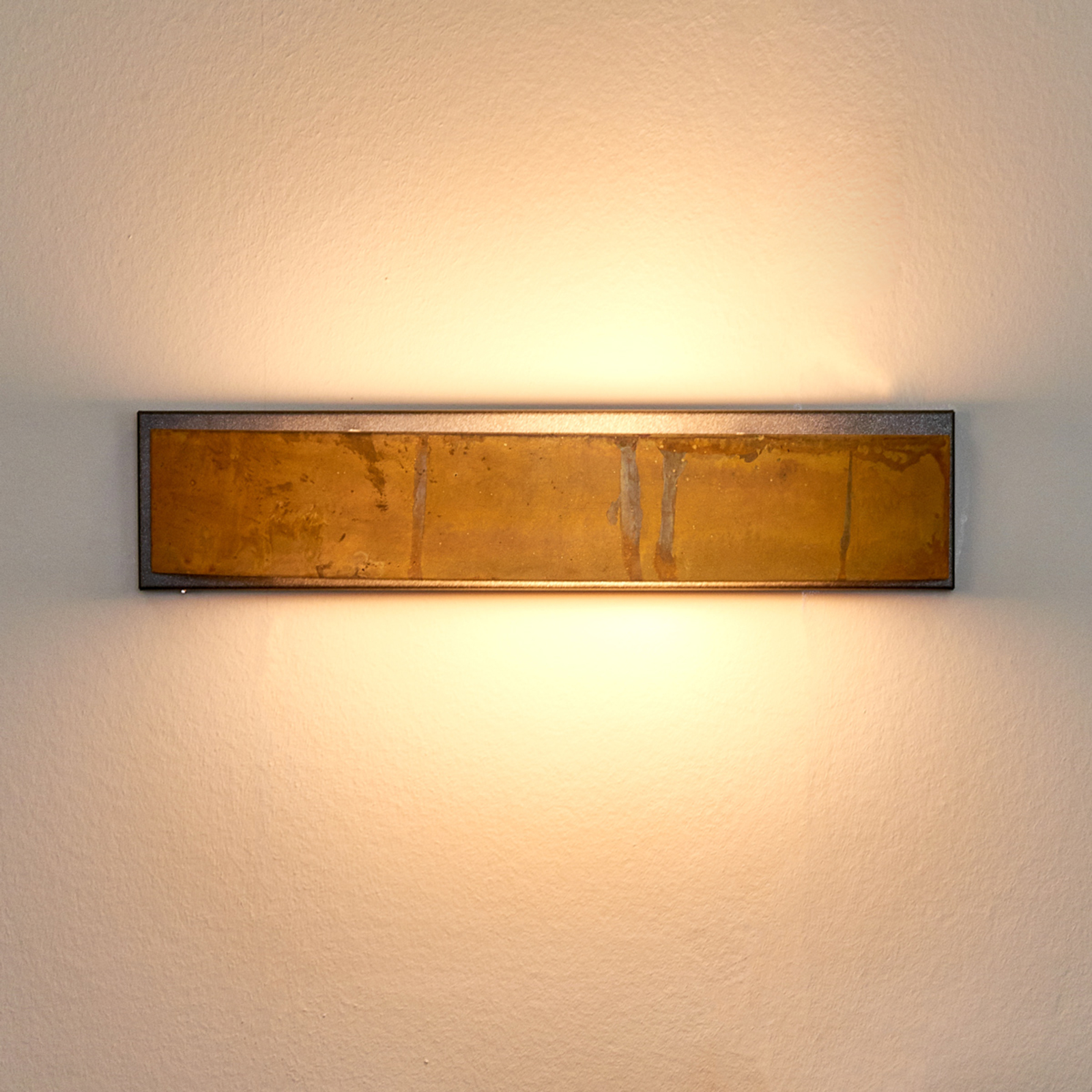 Exclusive wall lamp LOLA brown
