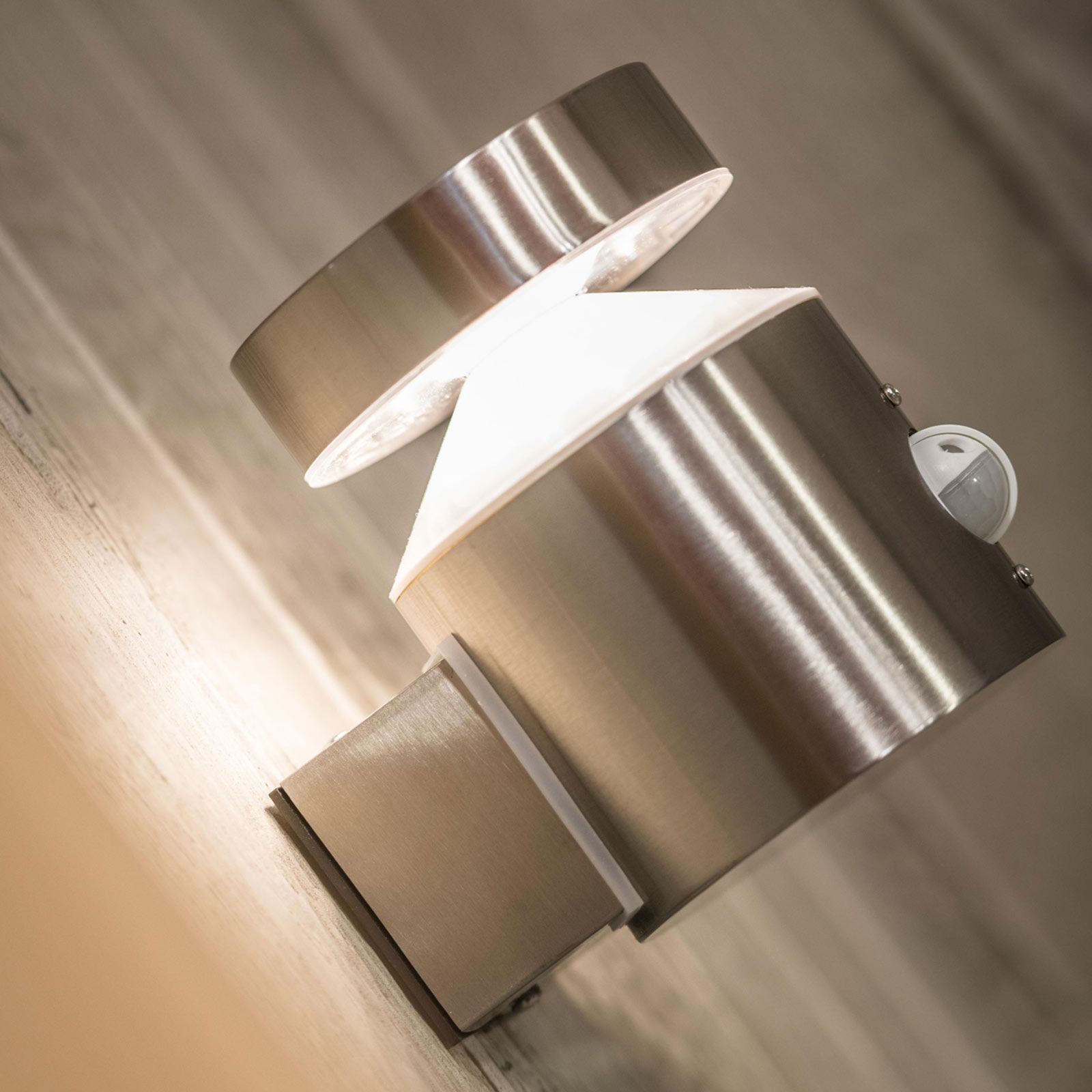 LEDVANCE Endura Style Cylinder sensor wall lamp