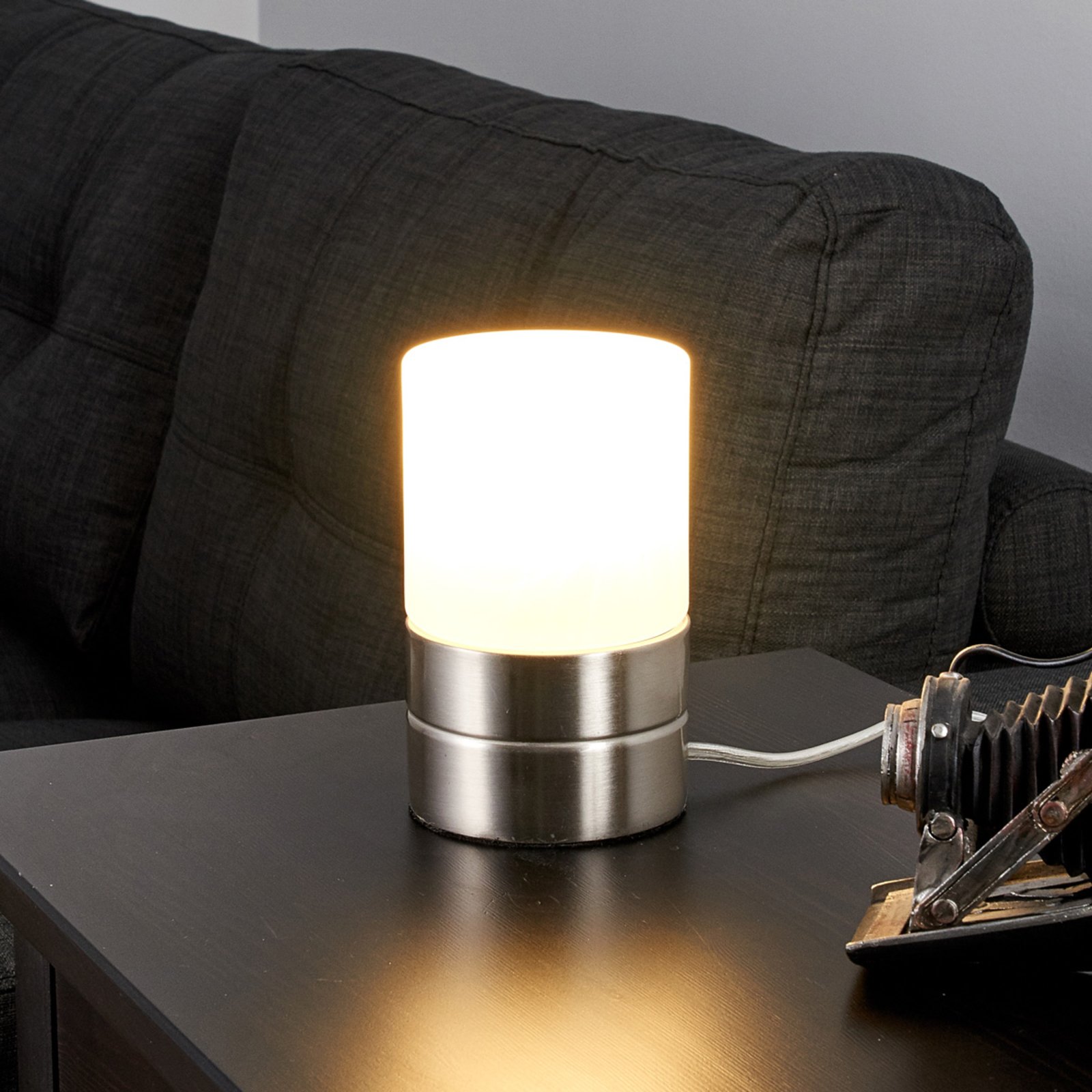 Lámpara LED de mesa Sevda de forma cilíndrica