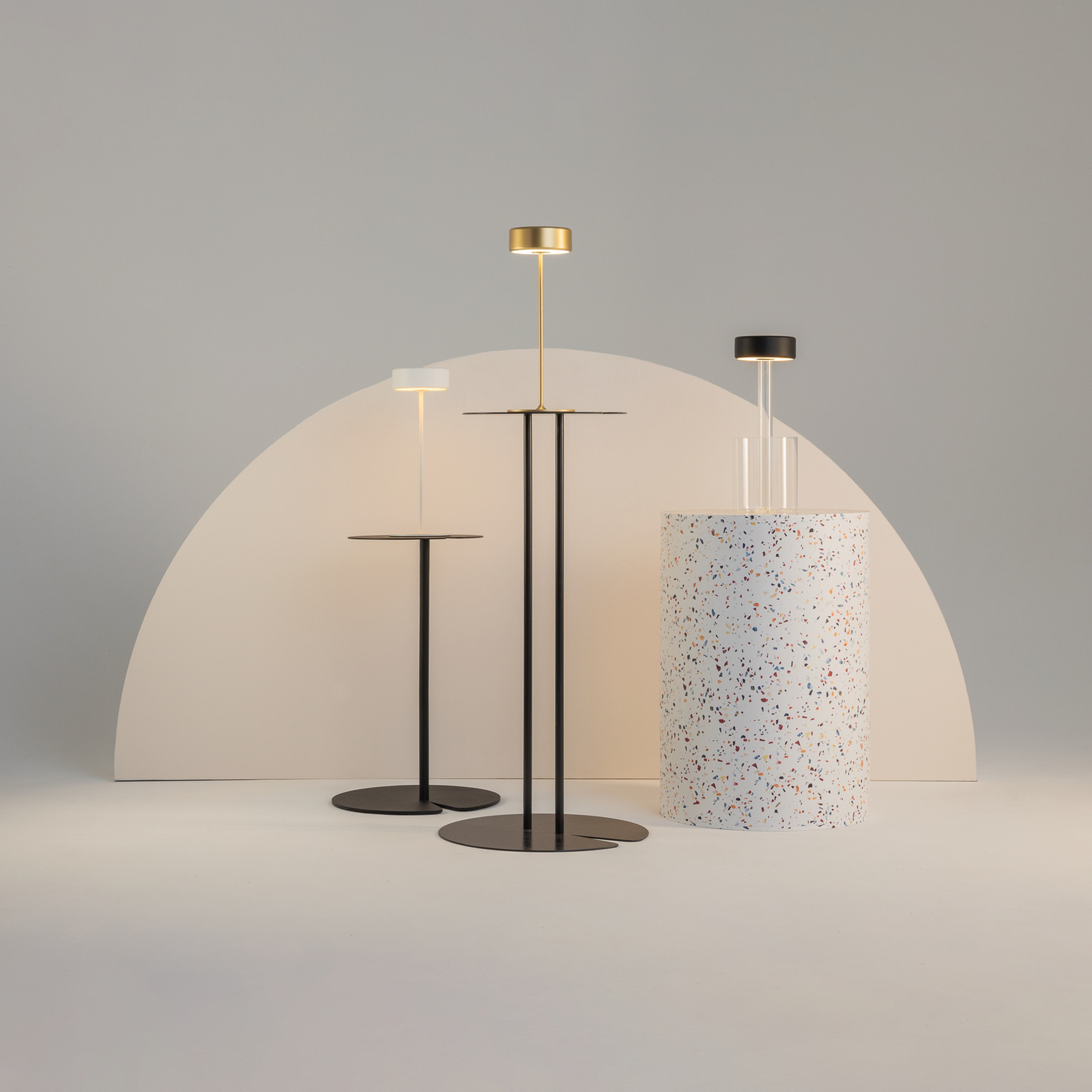 Maytoni oppladbar LED-bordlampe AI Collaboration, aluminium, hvit