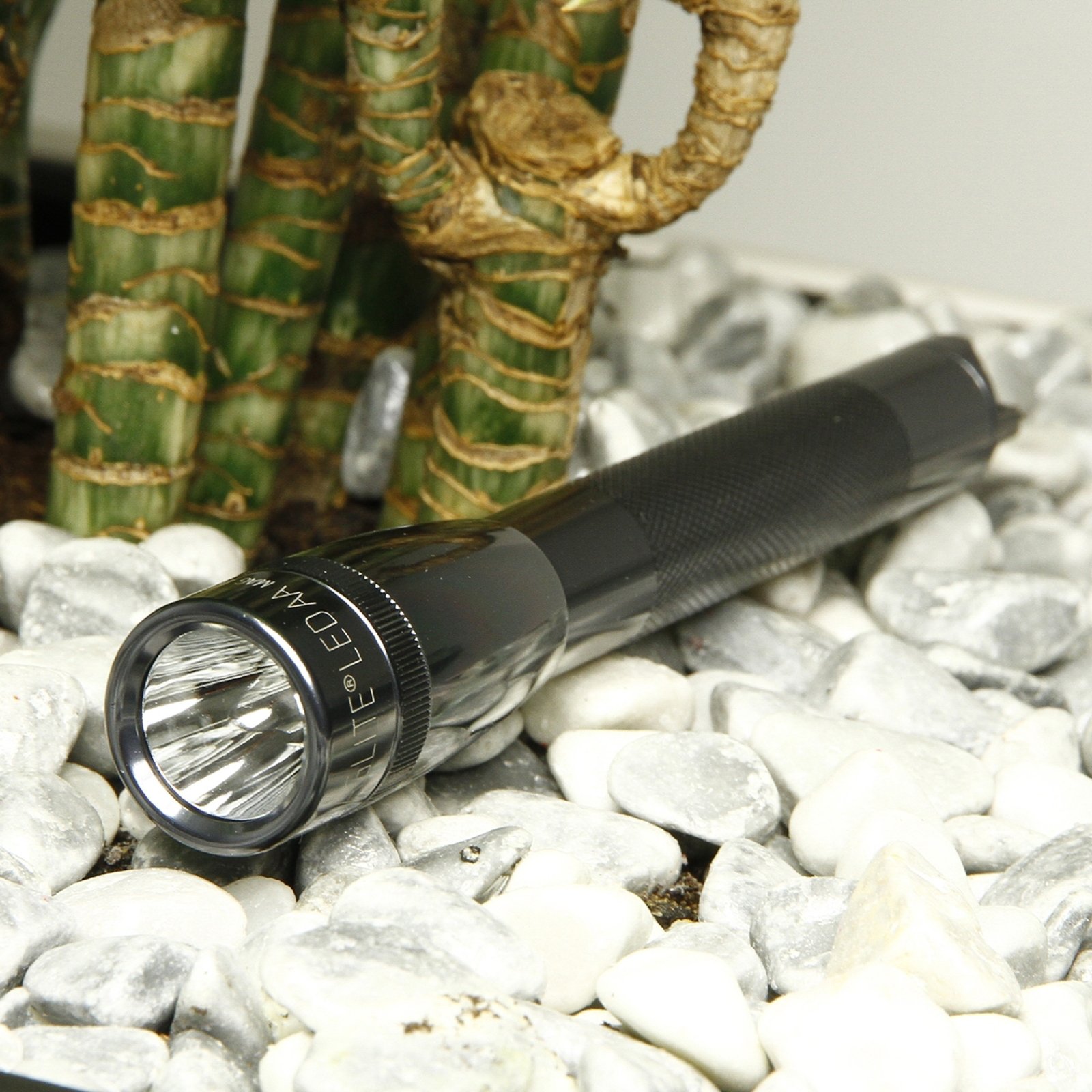LED-ficklampa Mini-Maglite, titan