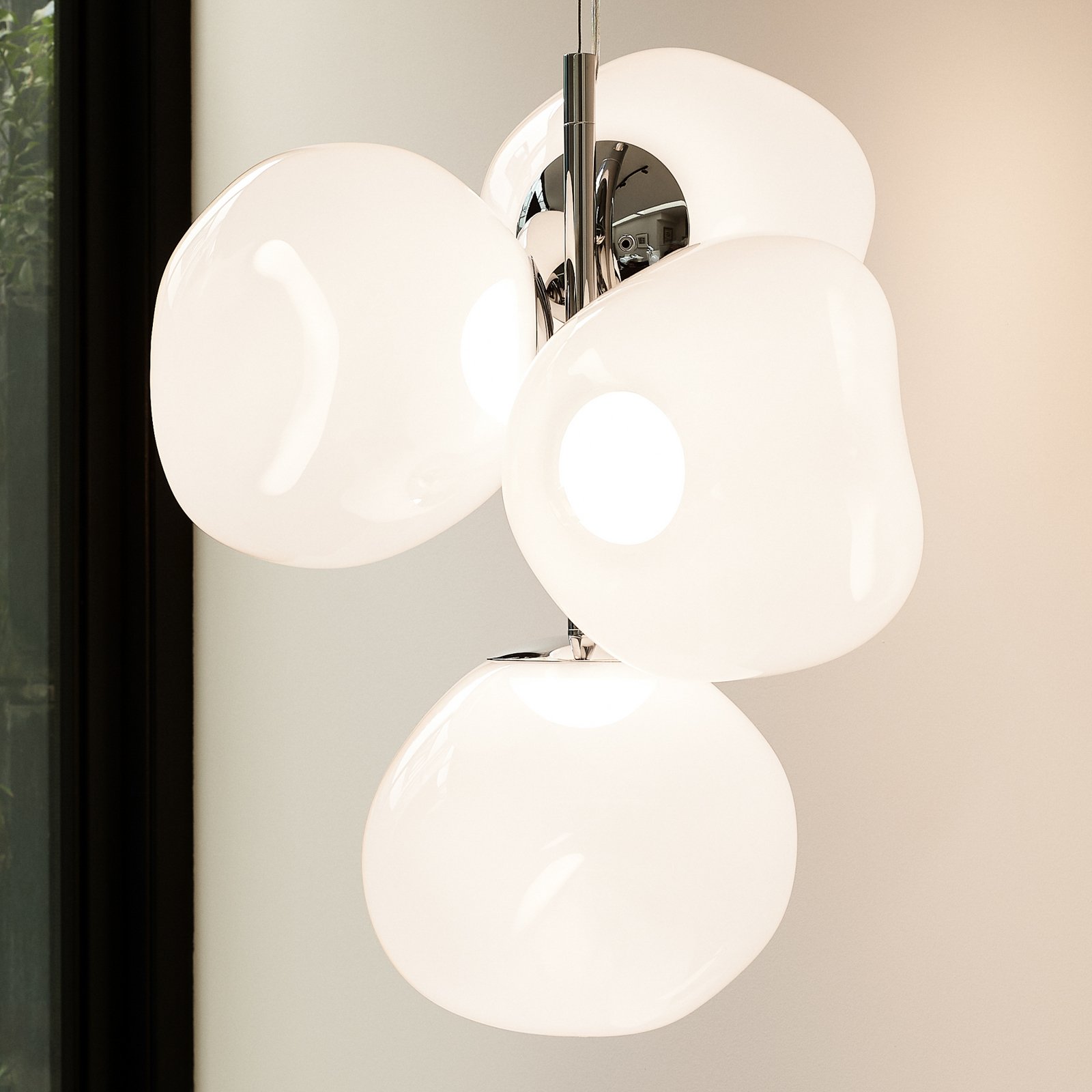 Tom Dixon Melt Chandelier Mini, opal/silver, Ø 55 cm