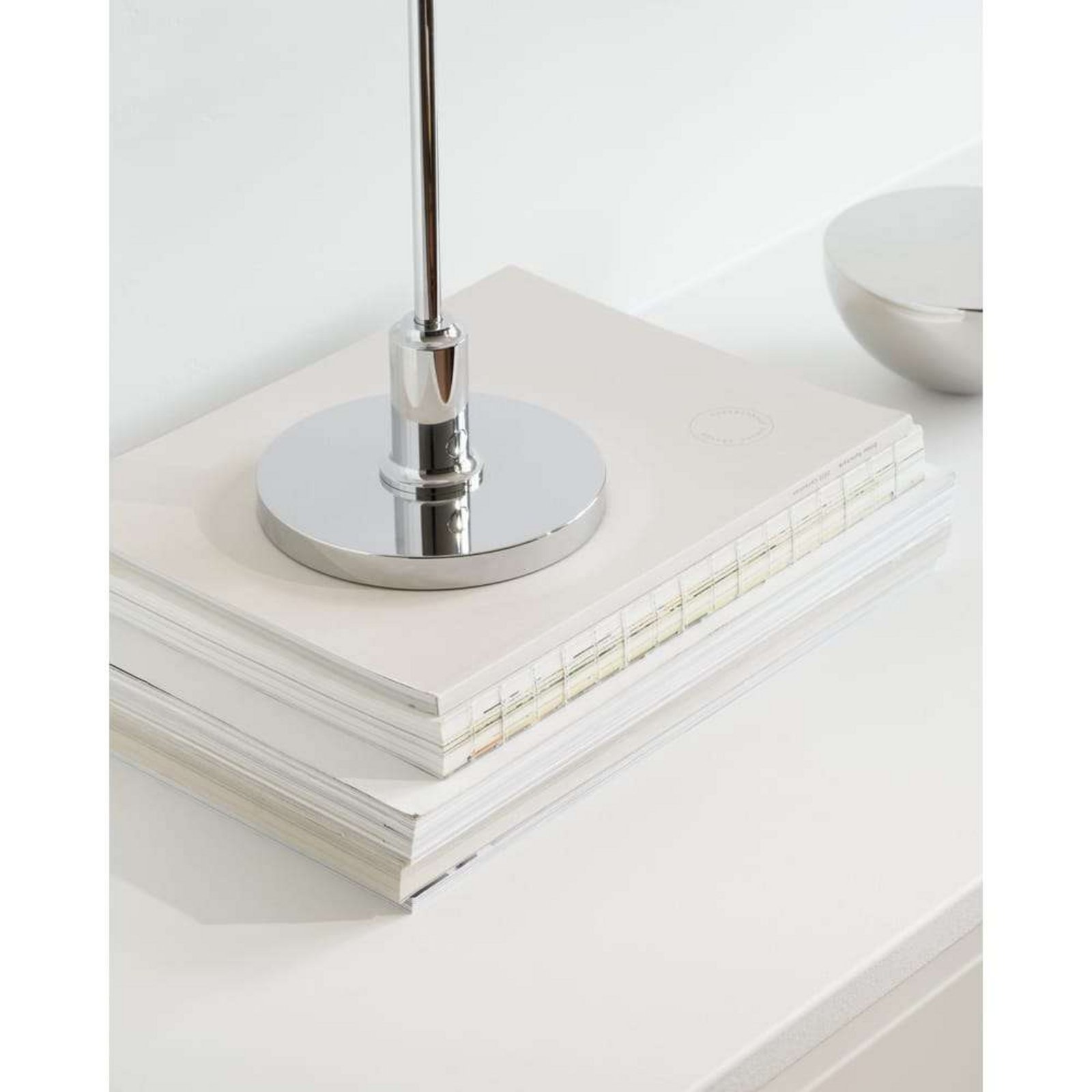 PH 2/1 Portable Candeeiro de Mesa High Lustre Chrome Plated - Louis Poulsen