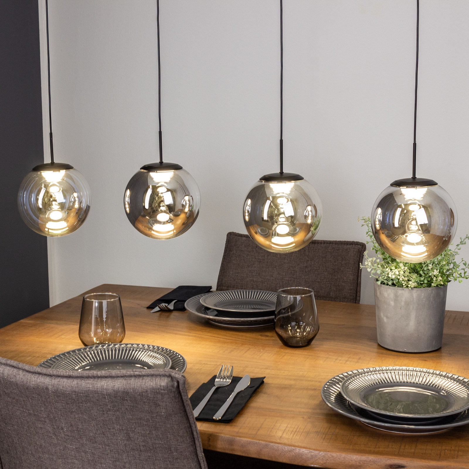 Eco-Light Lampă suspendată LED Altaïr sticlă argintie cu 4 becuri 3.000 K - Camera de zi / sufragerie - modern - argintiu-transparent negru