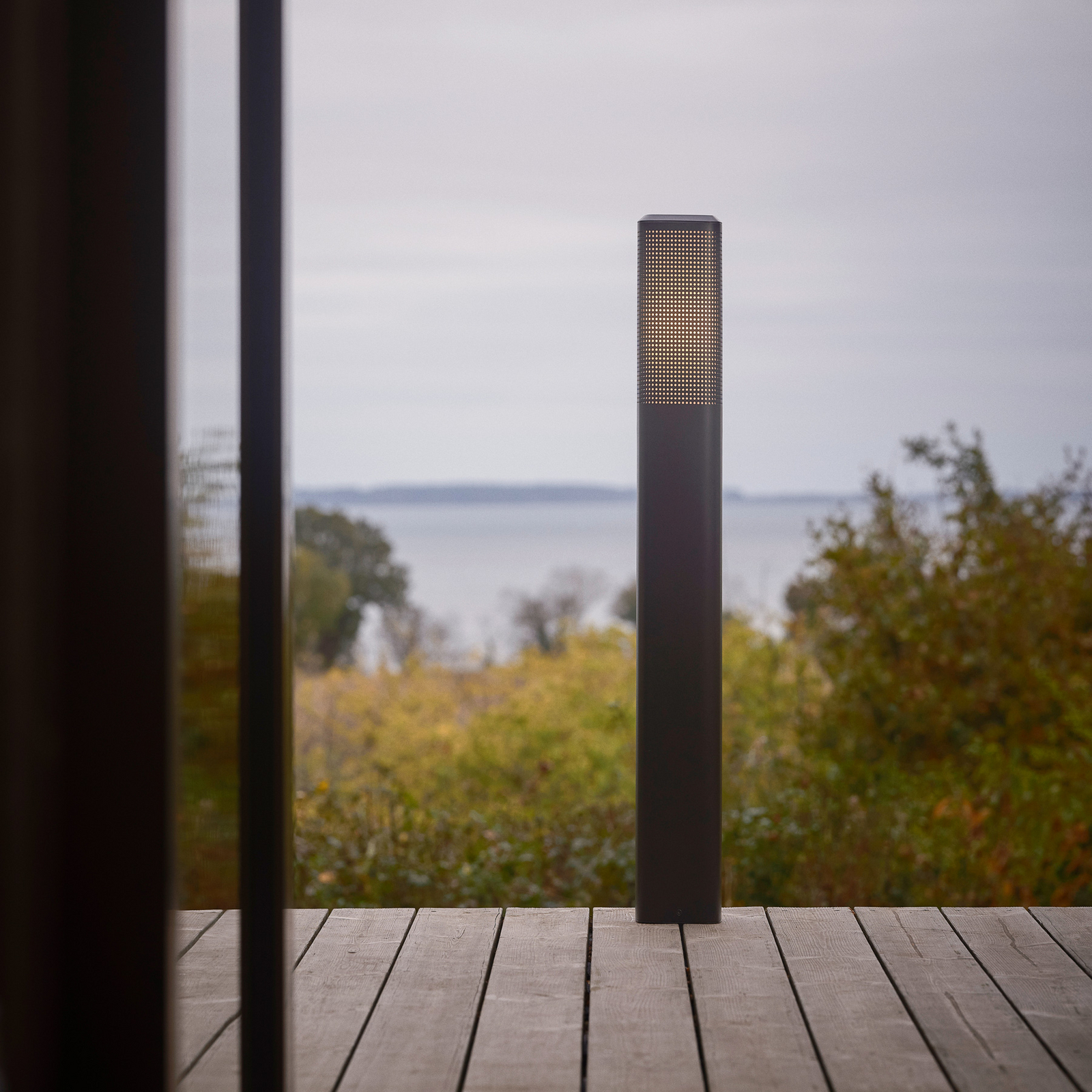 Osvětlení cesty Sidara 95 Seaside, černé, hliník, IP44, E27 Osvětlení cesty Sidara 95 Seaside, černé, hliník, IP44, E27