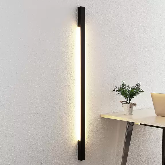 Lampenwelt Arcchio Ivano LED-Wandleuchte, 130 cm, schwarz