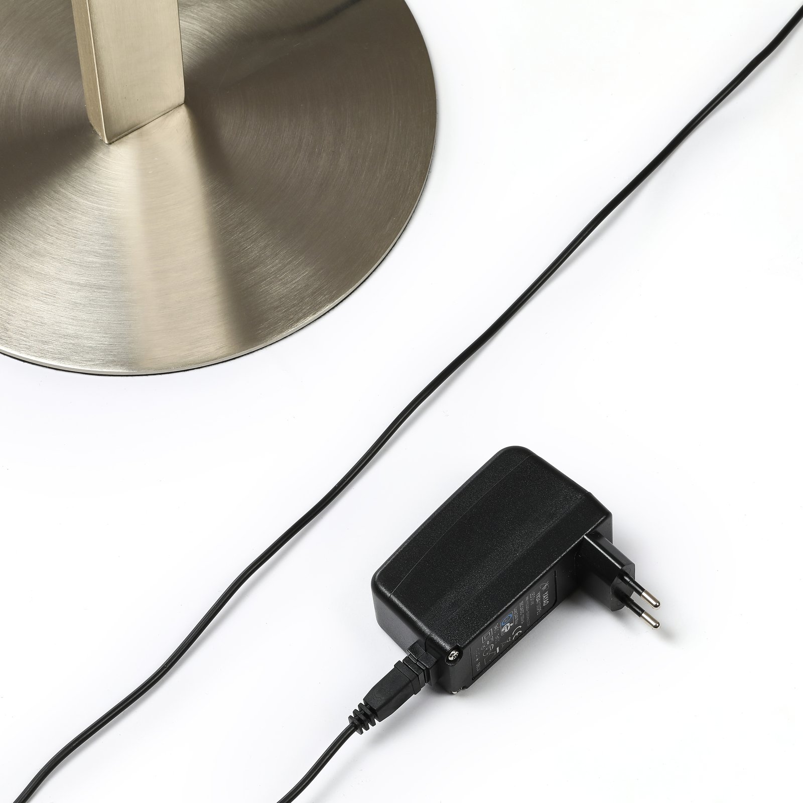 Auron Golvlampa Nickel/White - Lindby