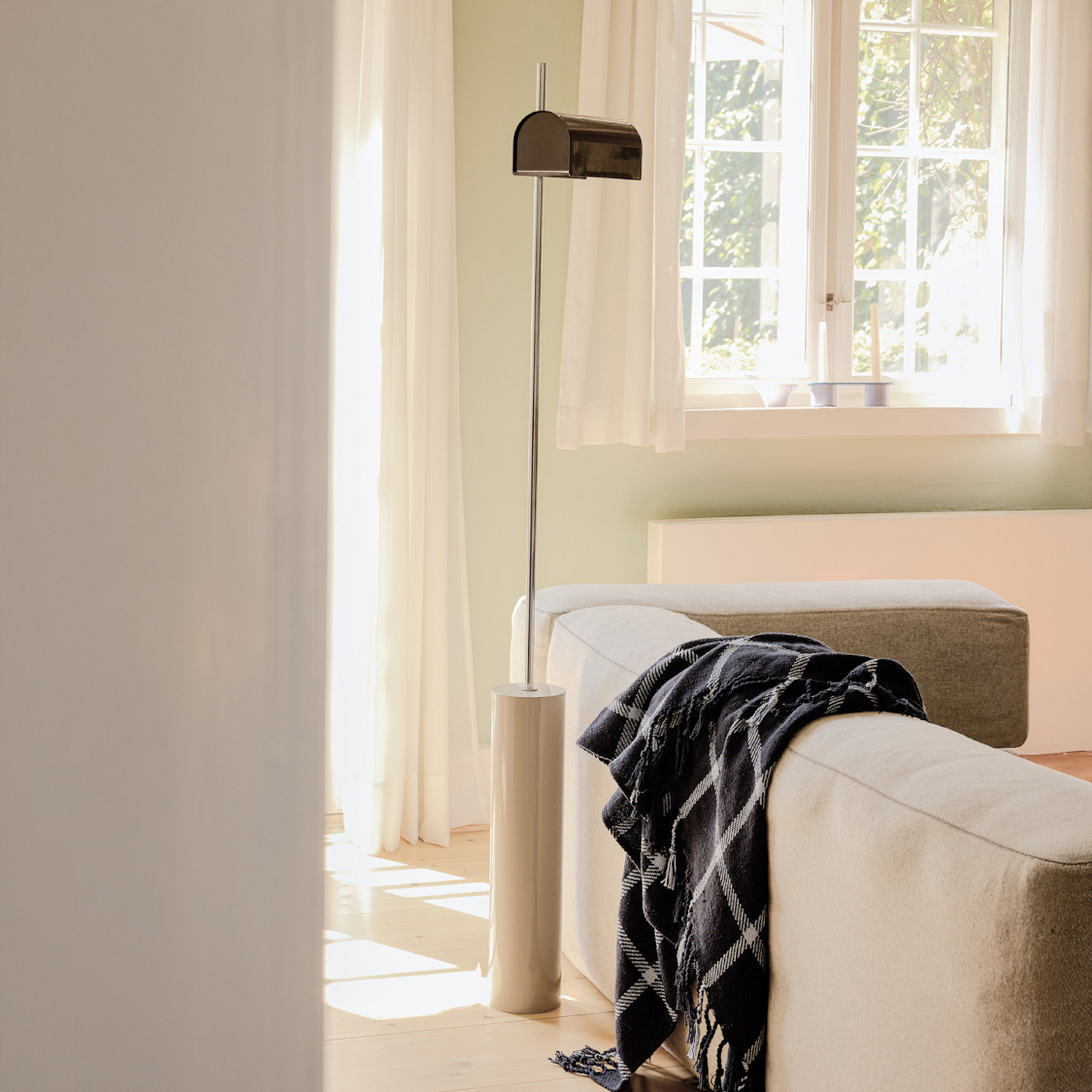 Hübsch Lampadar LED Reflector maro înălțime 160 cm fier - Camera de zi / sufragerie - Scandinavă - Metal