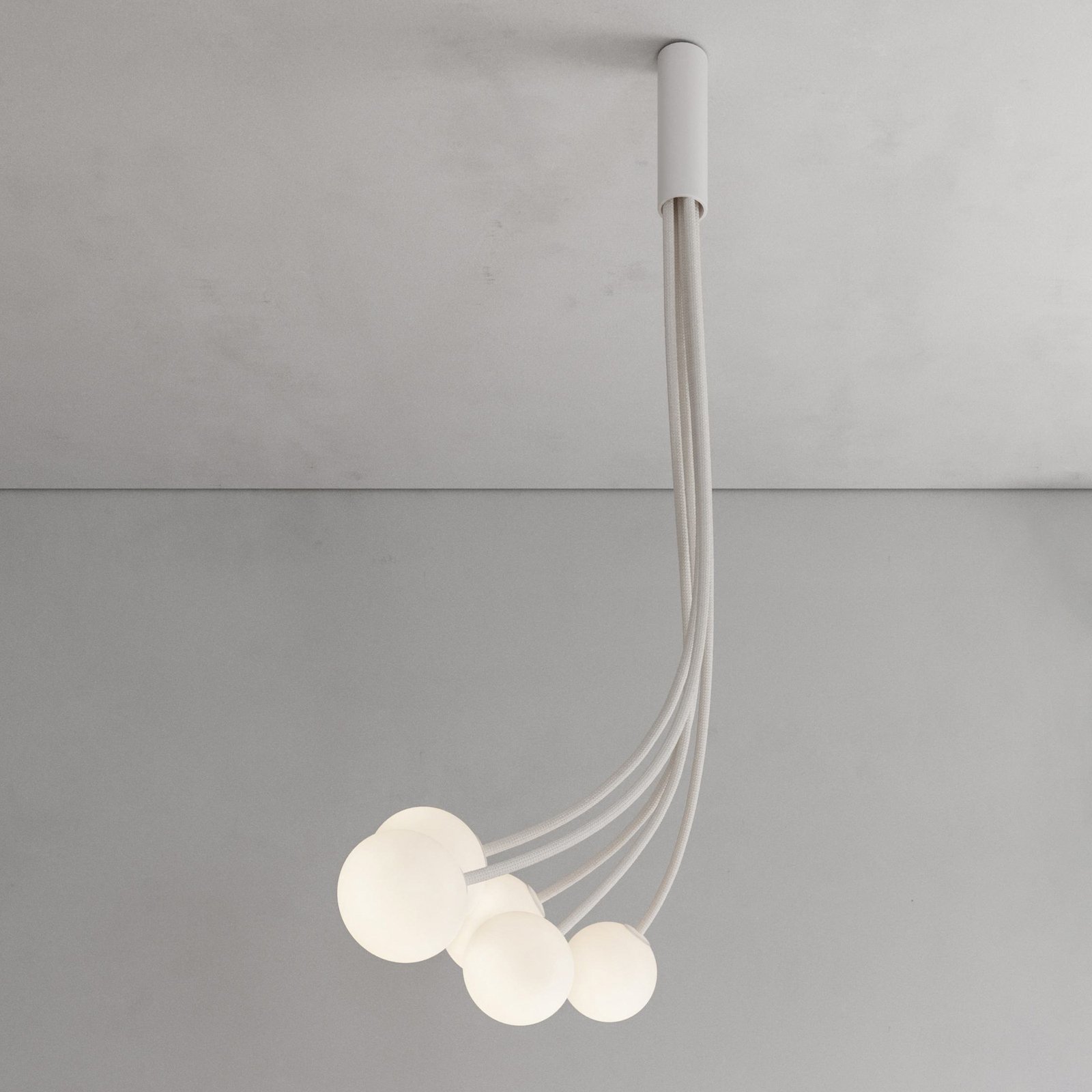 Karman Plafonnier Moony, blanc, à 5 lampes, hauteur 150 cm, verre