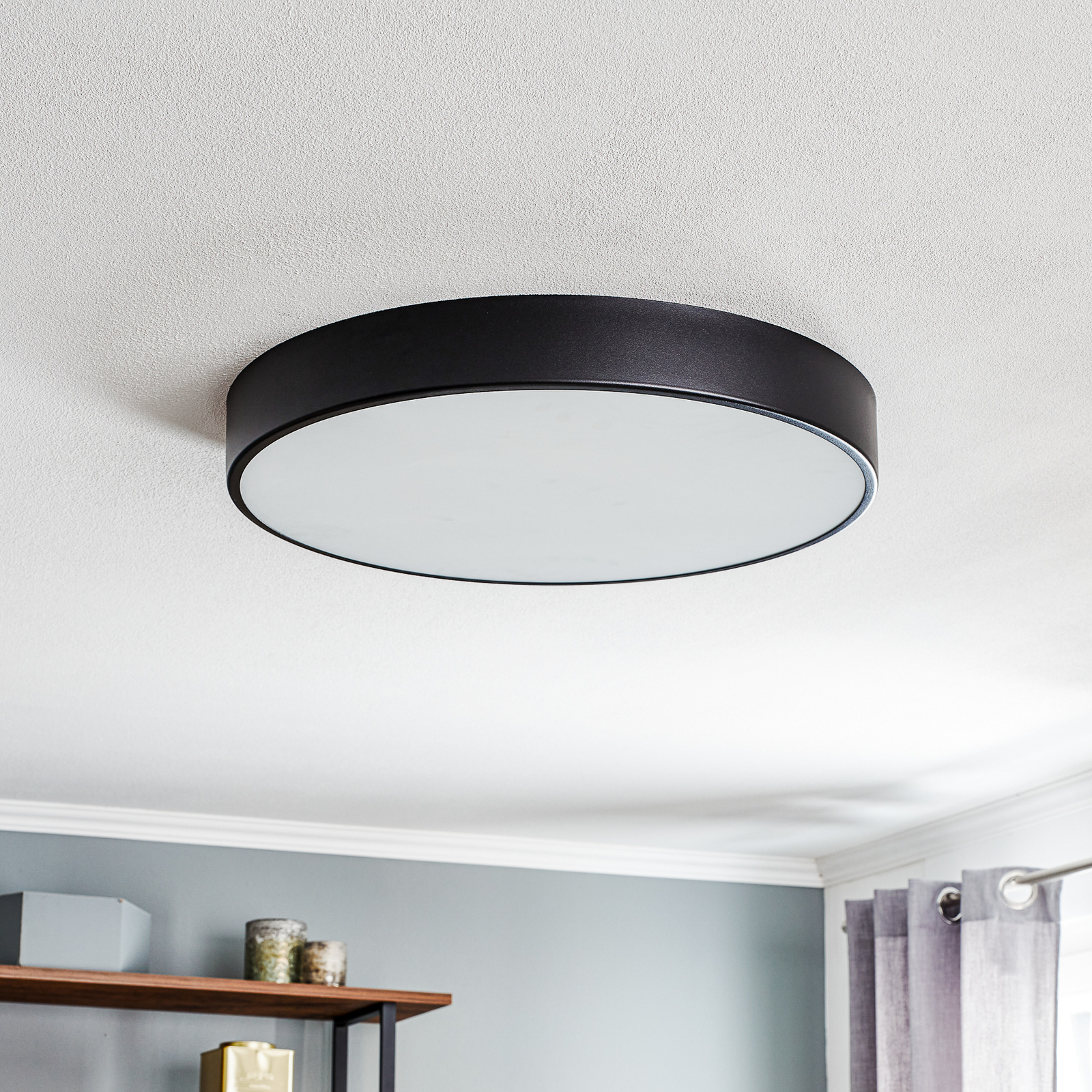 Cleo 600 ceiling light, sensor, Ø 60 cm black