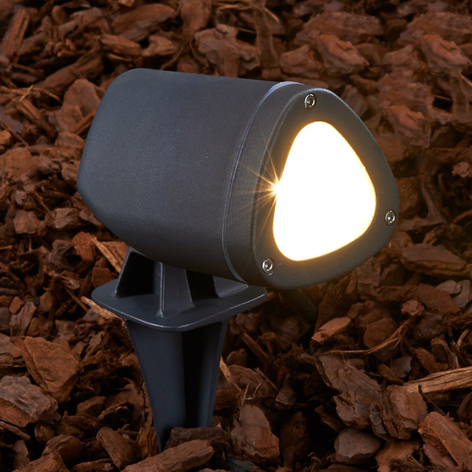 LED-spot Cody med jordspyd.