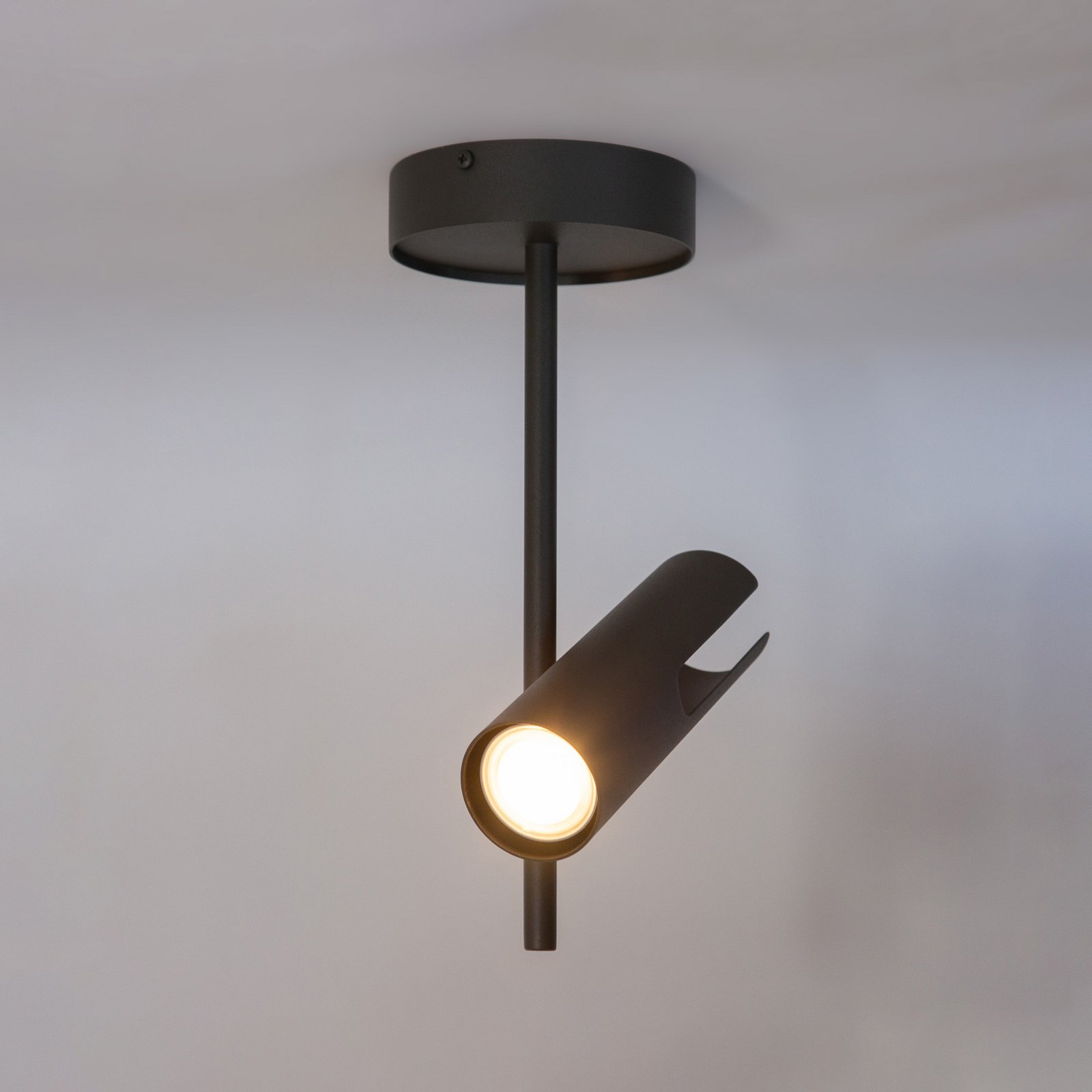 Deckenspot Leda 1, olivgrün, 1-flammig, Stahl, Höhe 34 cm