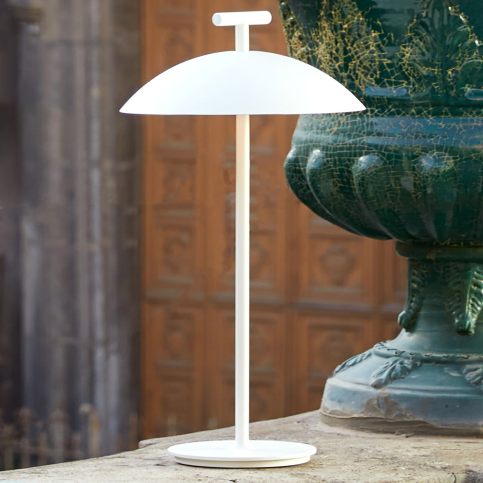 Kartell Mini Geen-A LED table lamp 2,700 K white