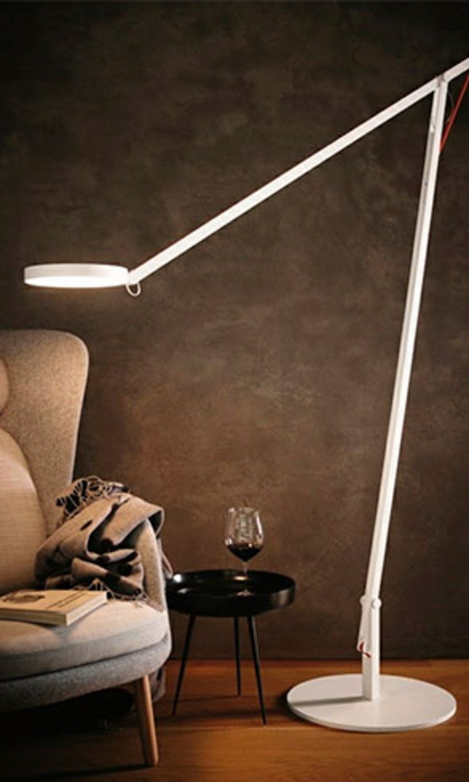 String XL Floor Lamp Matt White/Black - Rotaliana