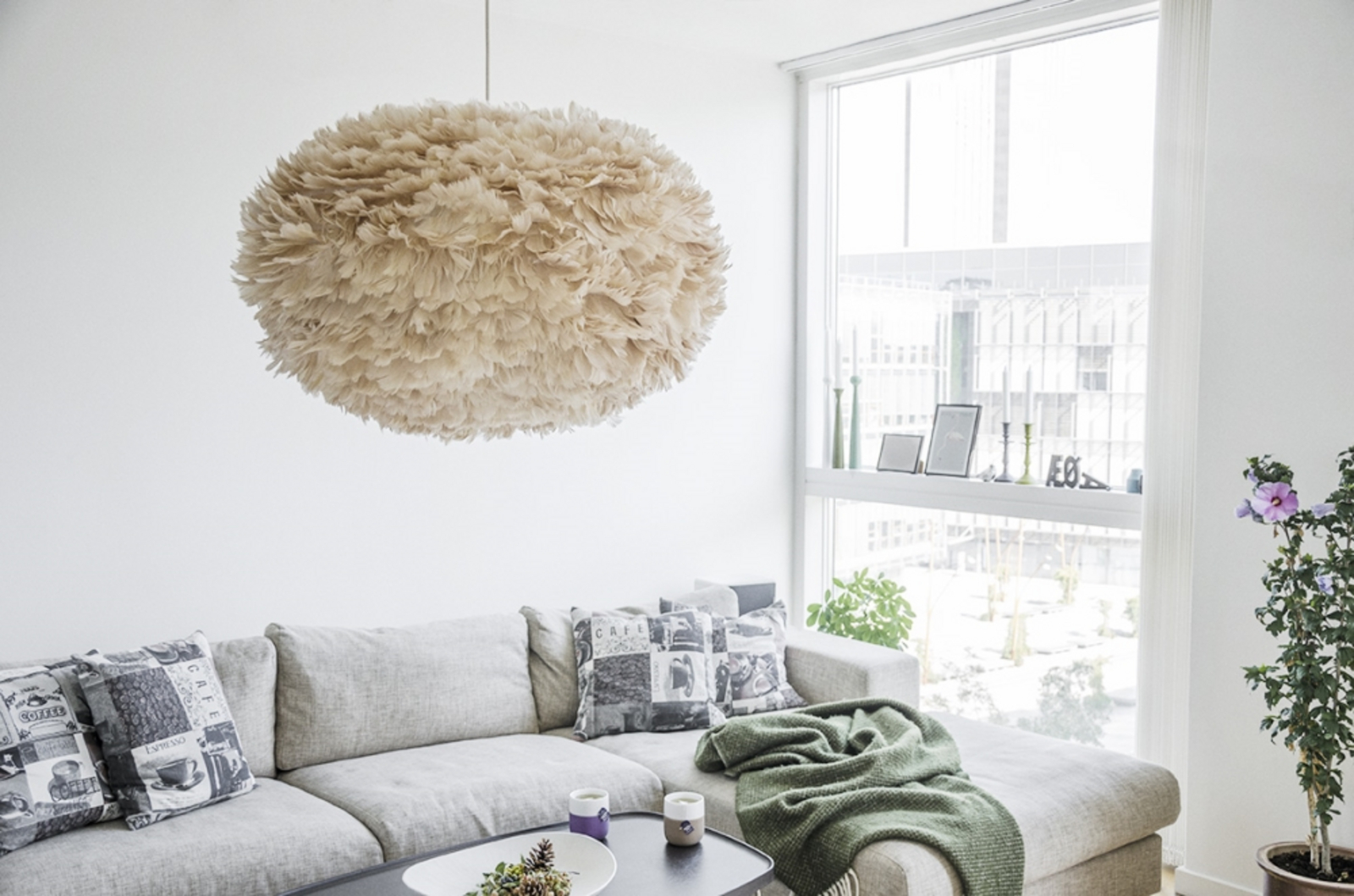 Eos Pendant Large Light Brown/White - UMAGE