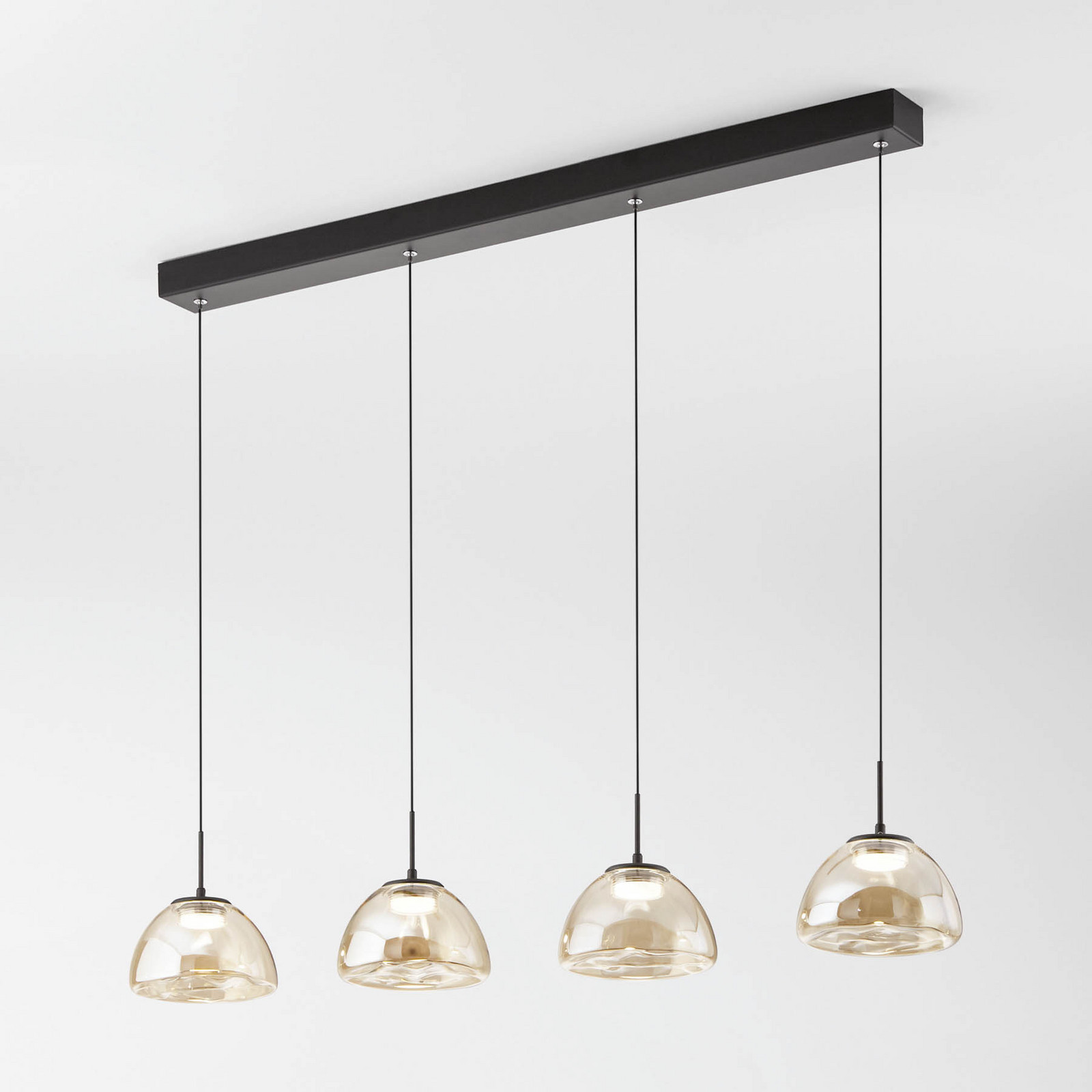 Fabas Luce Lampă suspendată LED Lucille 4 becuri culoare coniac CCT - Camera de zi / sufragerie - negru coniac - Sticlă