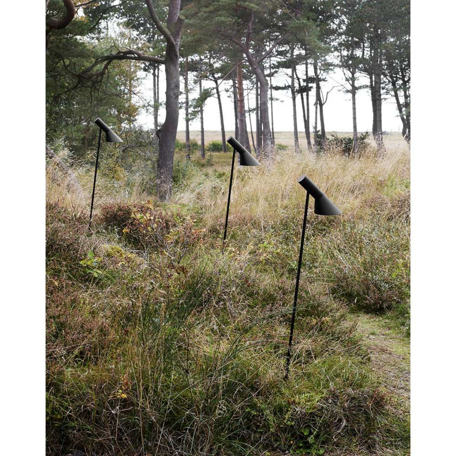 AJ Garden Long Lampada da Giardino 2700K Base Black - Louis Poulsen