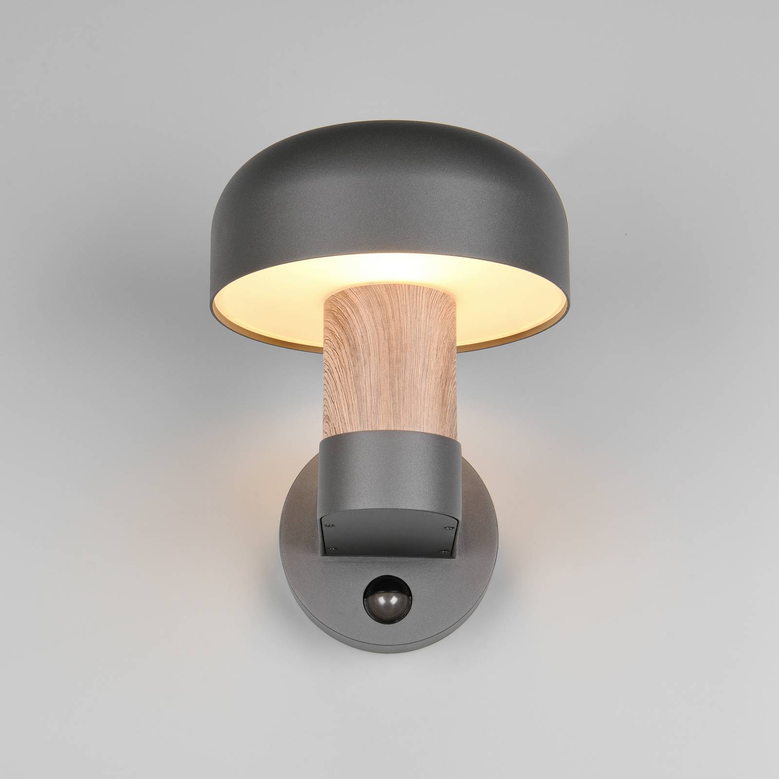 Außenwandleuchte Fraser Sensor, grau/Holzoptik, Alu IP54 E27 günstig online kaufen