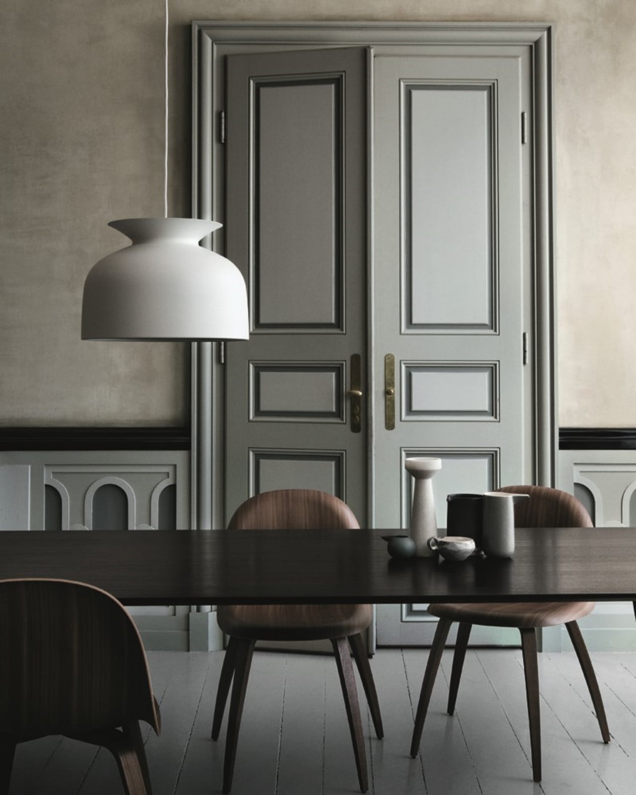 Ronde Taklampa &Oslash;40 Matt Vit GUBI - Vardagsrum - Aluminium